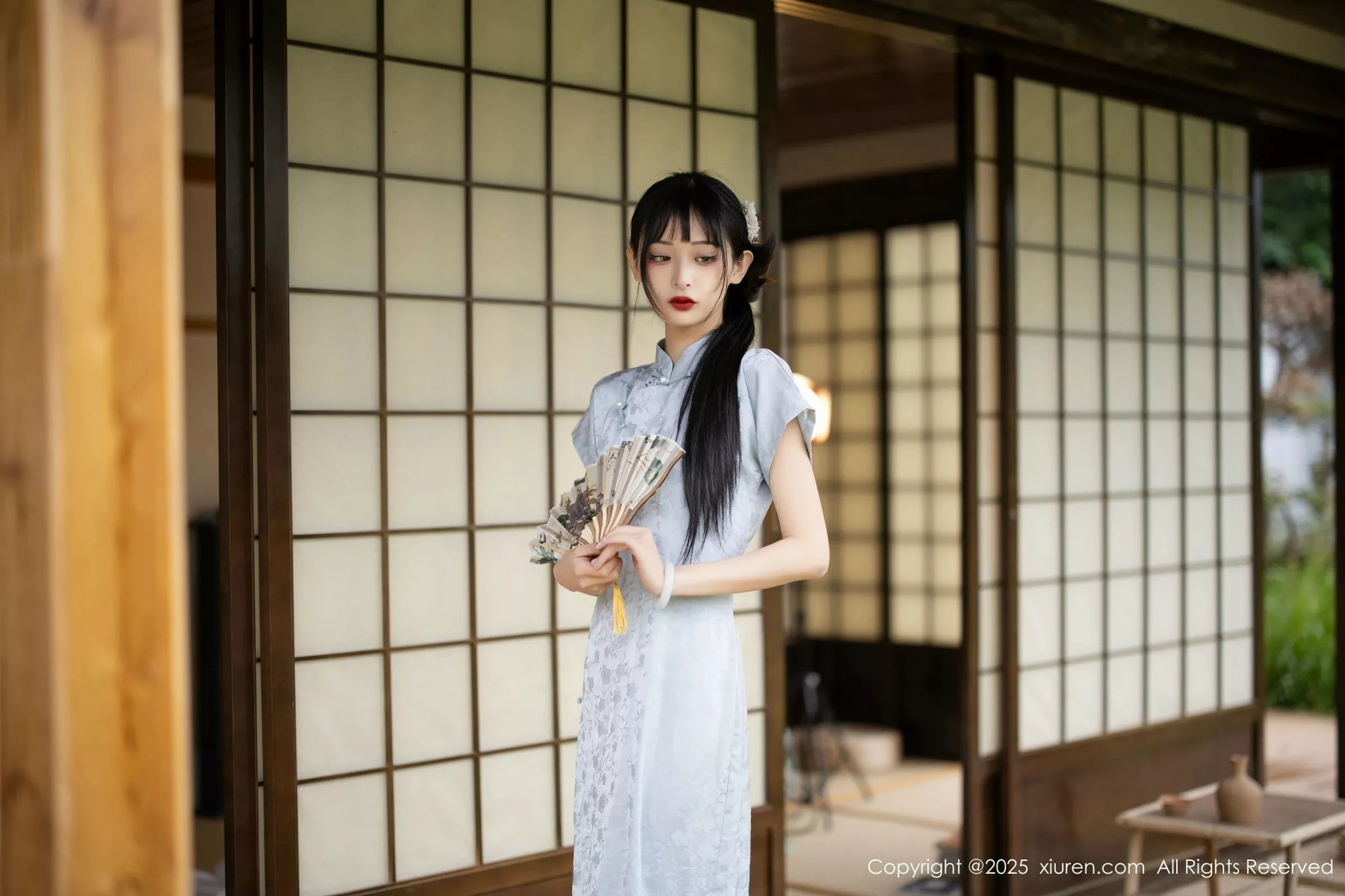 茂木希子日式旗袍露白色内衣配肉丝袜秀完美曲线绝美写真 第 8 张