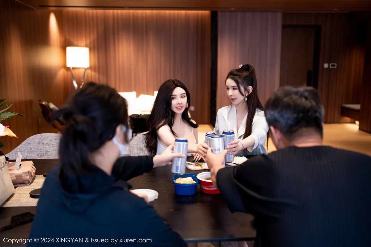 潘思沁＆李丽莎厨房场景性感睡衣系列秀完美身材绝美写真 第 18 张