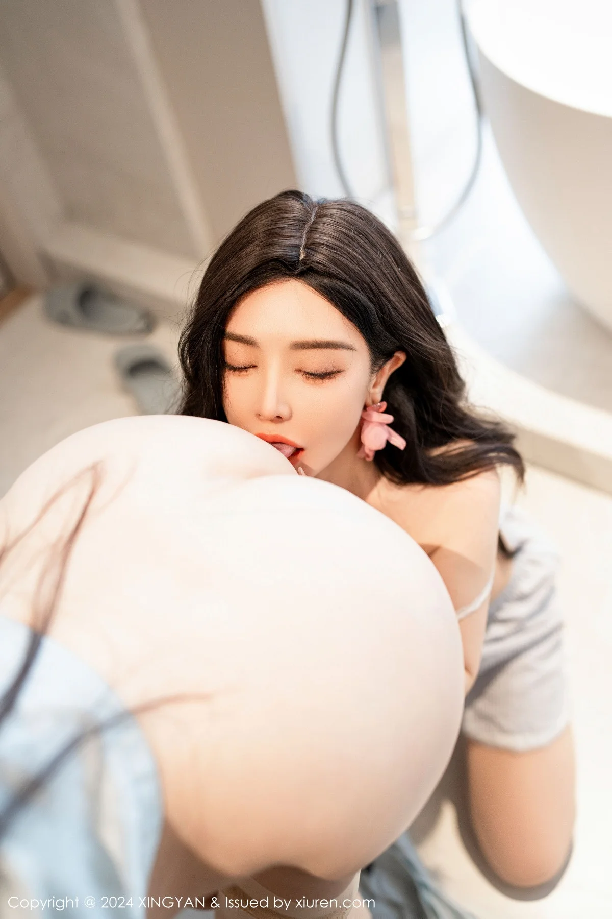 潘思沁＆李丽莎厨房场景性感睡衣系列秀完美身材绝美写真 第 55 张