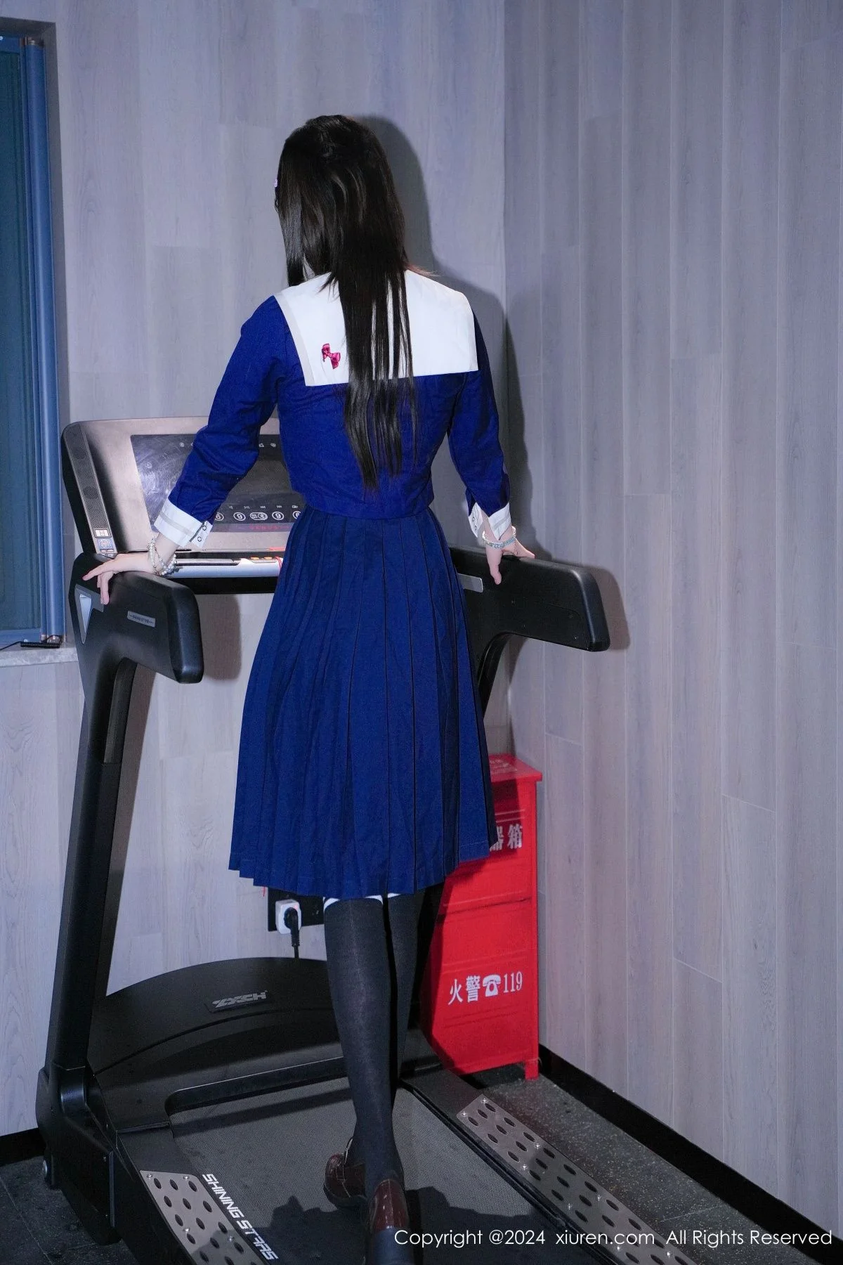 Erikaki性感白色护士制服露粉色蕾丝内衣秀完美身材绝美写真 第 38 张