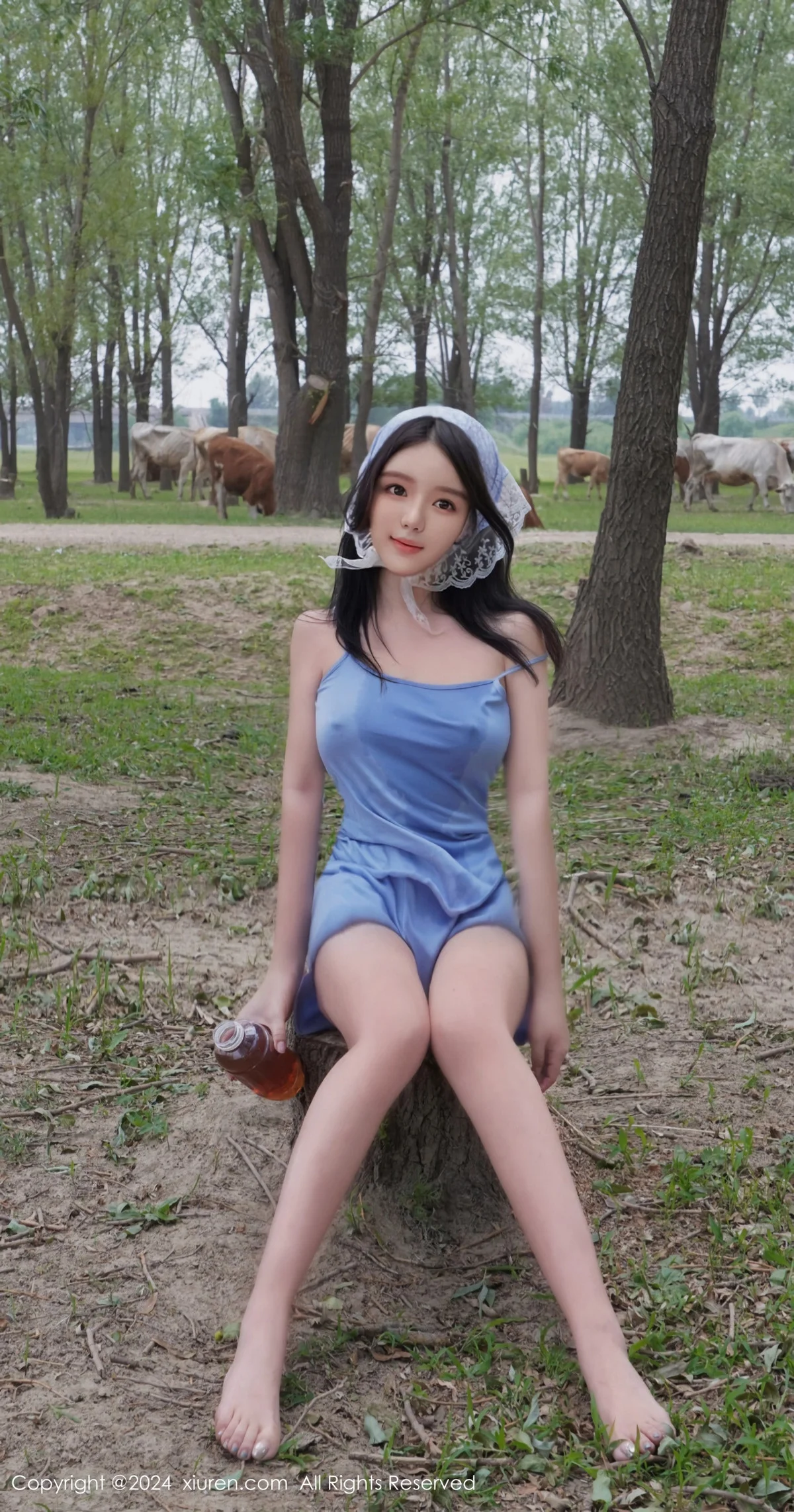 小薯条nienie性感浅红色泳装+浅蓝色吊带秀曼妙身姿绝美写真 第 32 张