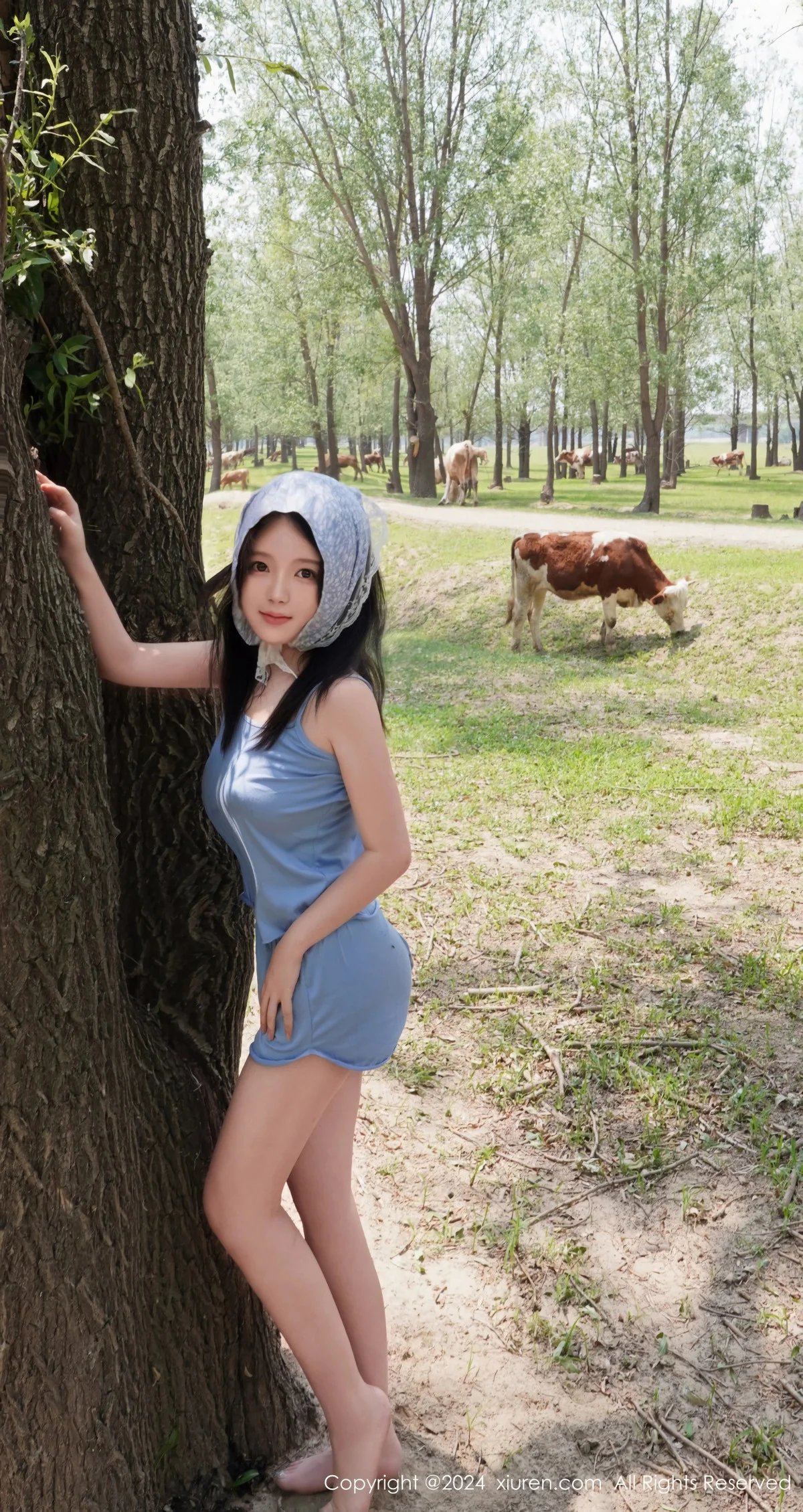 小薯条nienie性感浅红色泳装+浅蓝色吊带秀曼妙身姿绝美写真 第 57 张