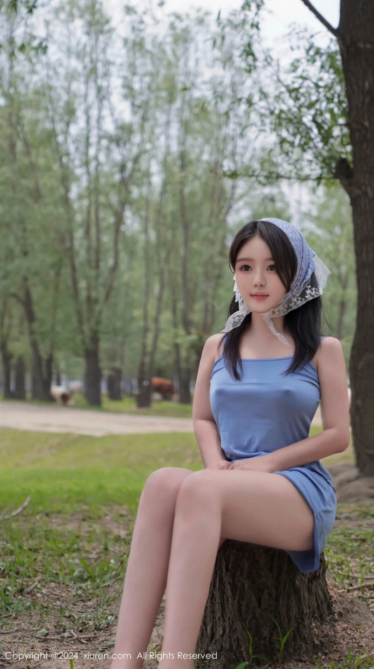 小薯条nienie性感浅红色泳装+浅蓝色吊带秀曼妙身姿绝美写真 第 6 张