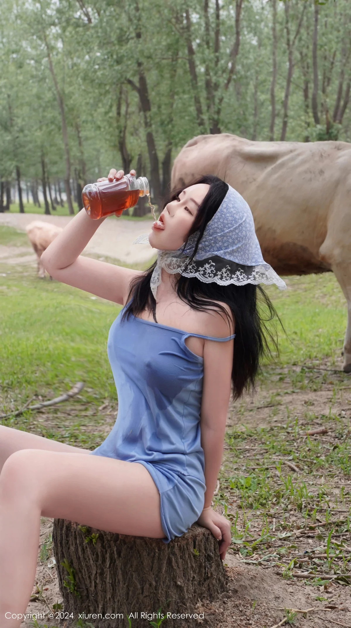 小薯条nienie性感浅红色泳装+浅蓝色吊带秀曼妙身姿绝美写真 第 71 张