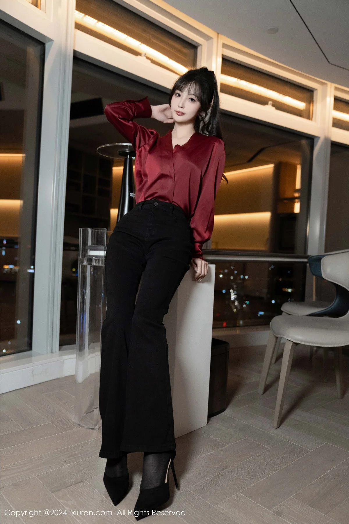 林星阑私房性感黑色蕾丝内衣配开档黑丝秀曼妙身姿绝美写真 第 11 张