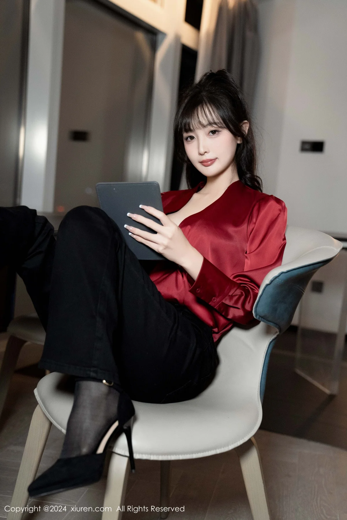 林星阑私房性感黑色蕾丝内衣配开档黑丝秀曼妙身姿绝美写真 第 23 张
