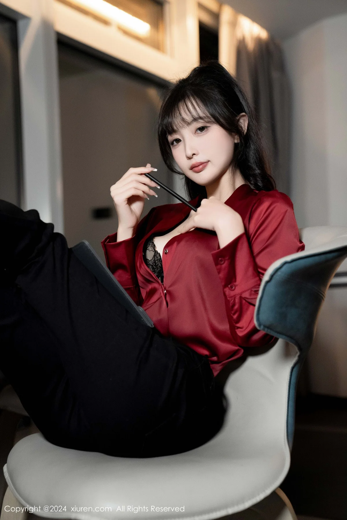 林星阑私房性感黑色蕾丝内衣配开档黑丝秀曼妙身姿绝美写真 第 27 张