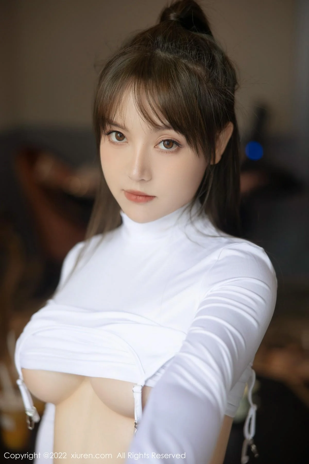 豆瓣酱私房性感白色轻透服饰配白丝袜秀丰满身材绝美写真 第 46 张