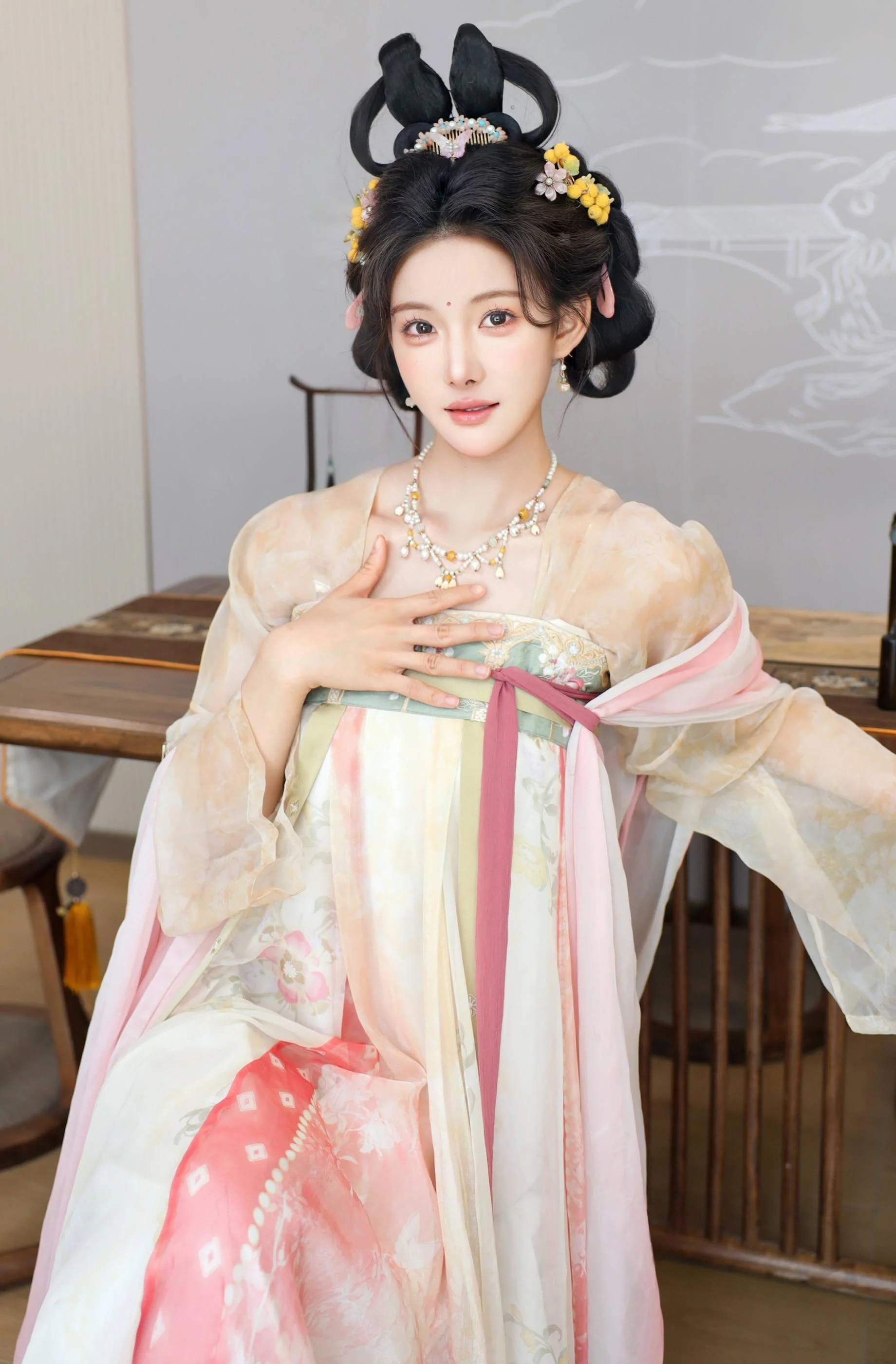 [秀人精选] 梨霜儿 诱人私拍福利 梦回大唐 第 112 张