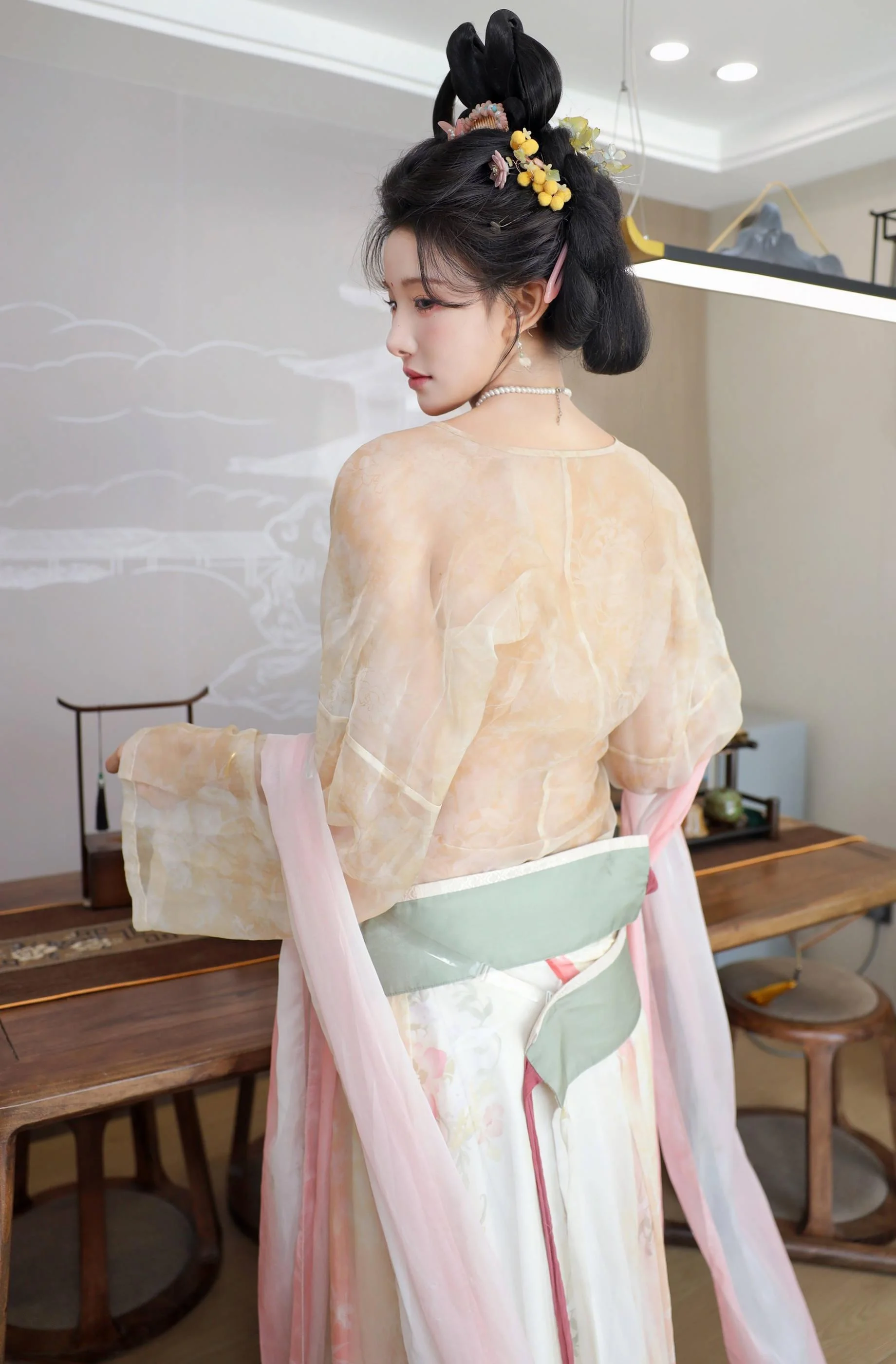 [秀人精选] 梨霜儿 诱人私拍福利 梦回大唐 第 34 张