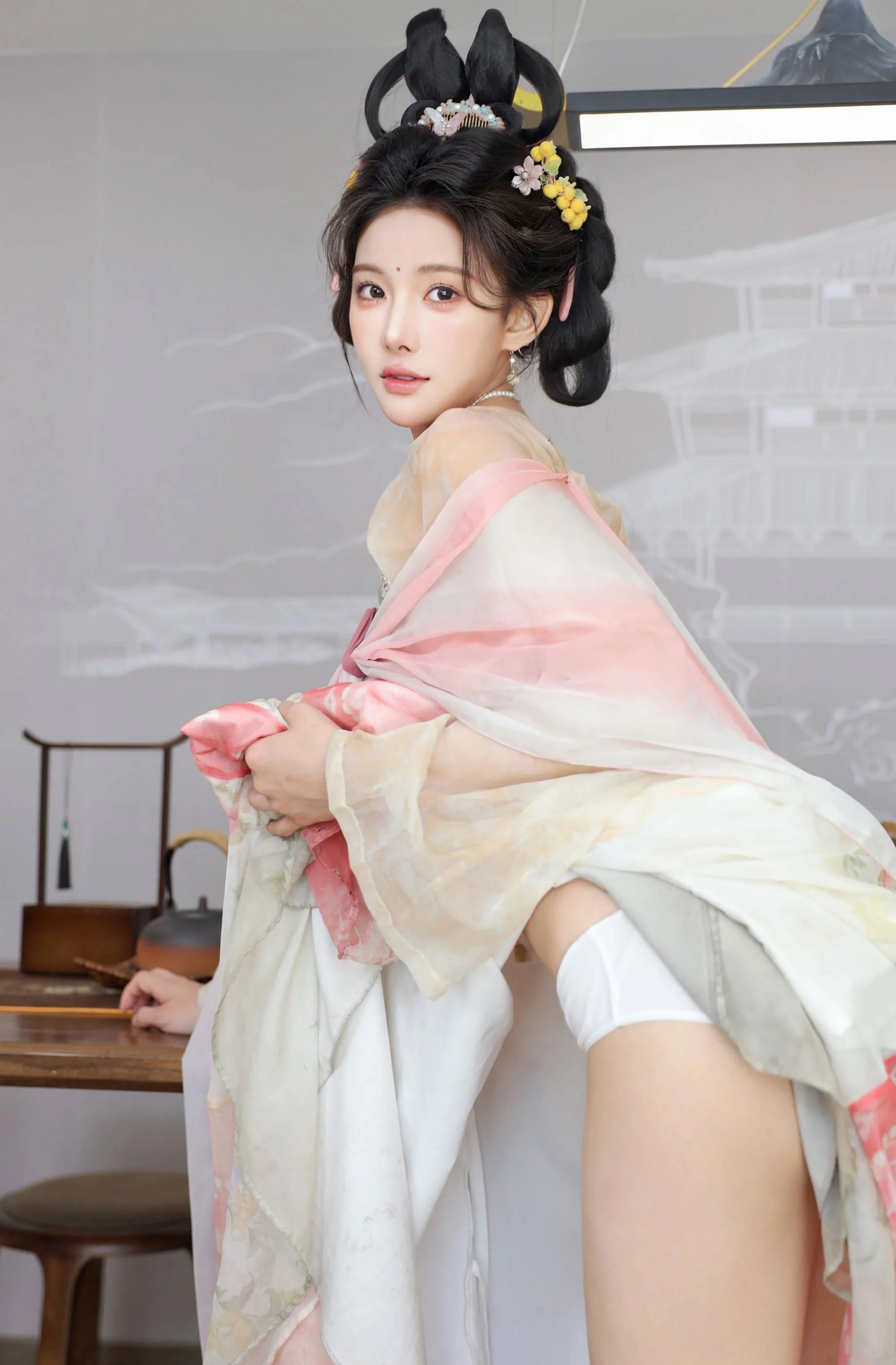 [秀人精选] 梨霜儿 诱人私拍福利 梦回大唐 第 63 张