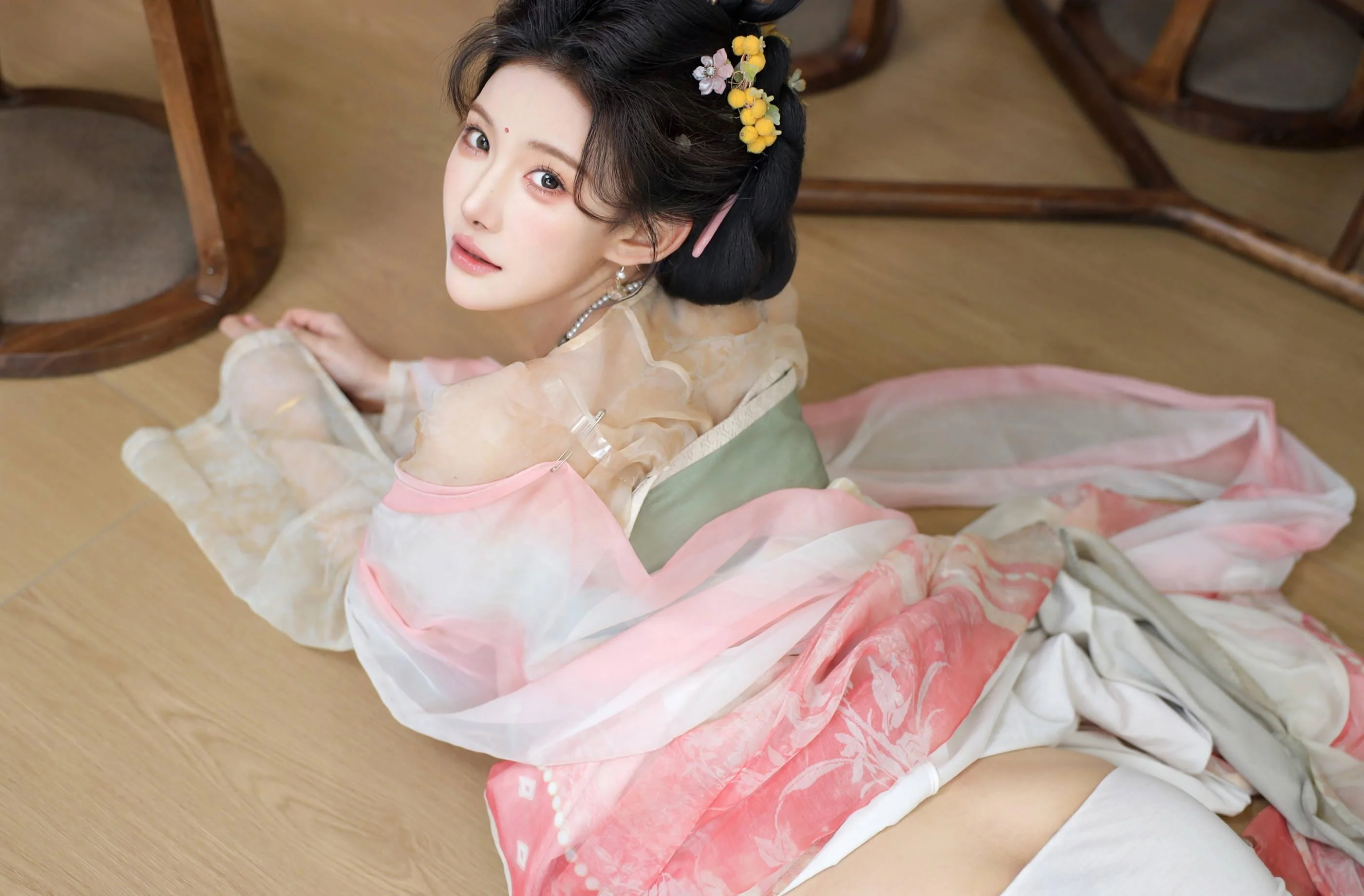 [秀人精选] 梨霜儿 诱人私拍福利 梦回大唐 第 75 张