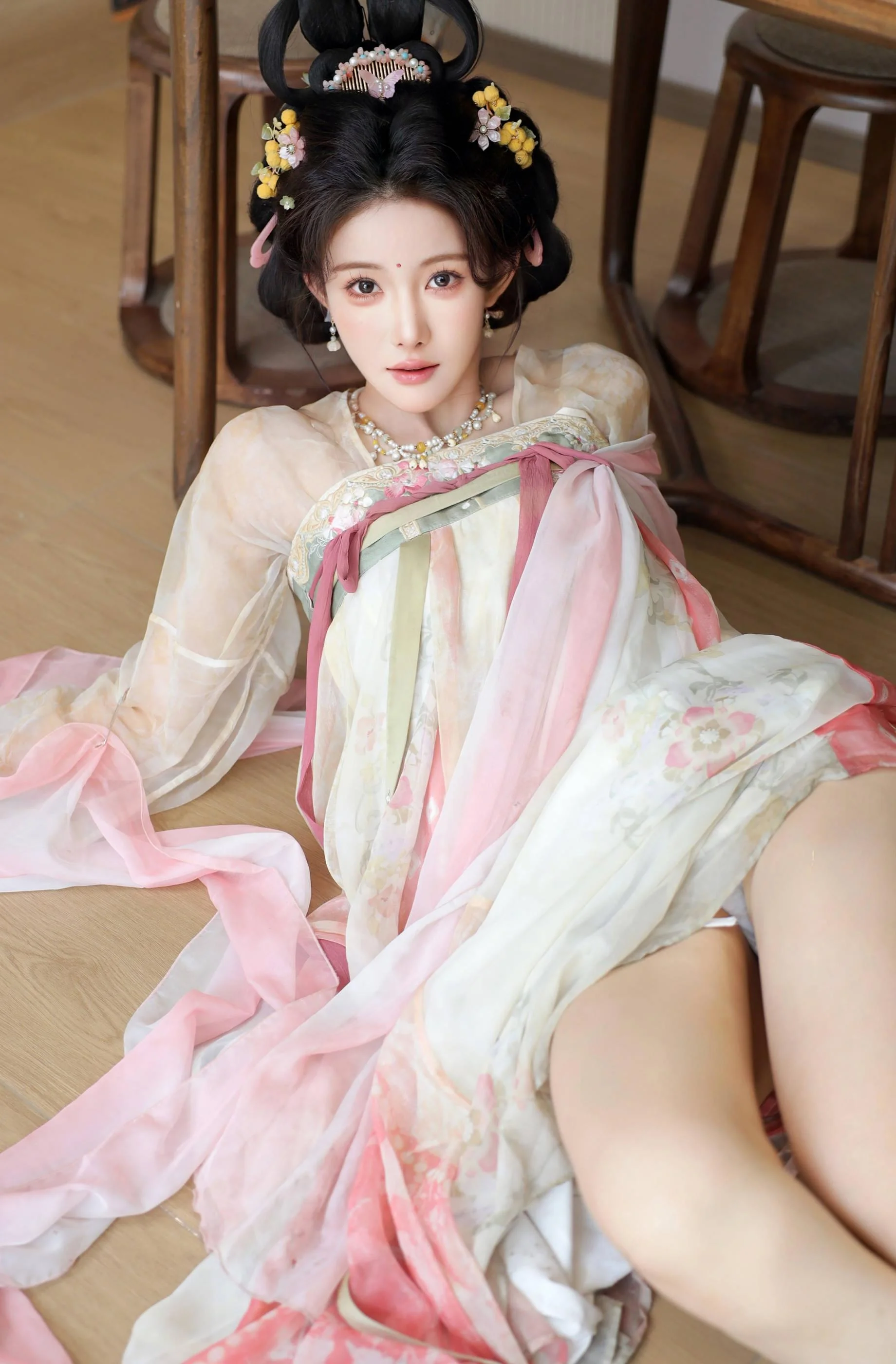 [秀人精选] 梨霜儿 诱人私拍福利 梦回大唐 第 83 张