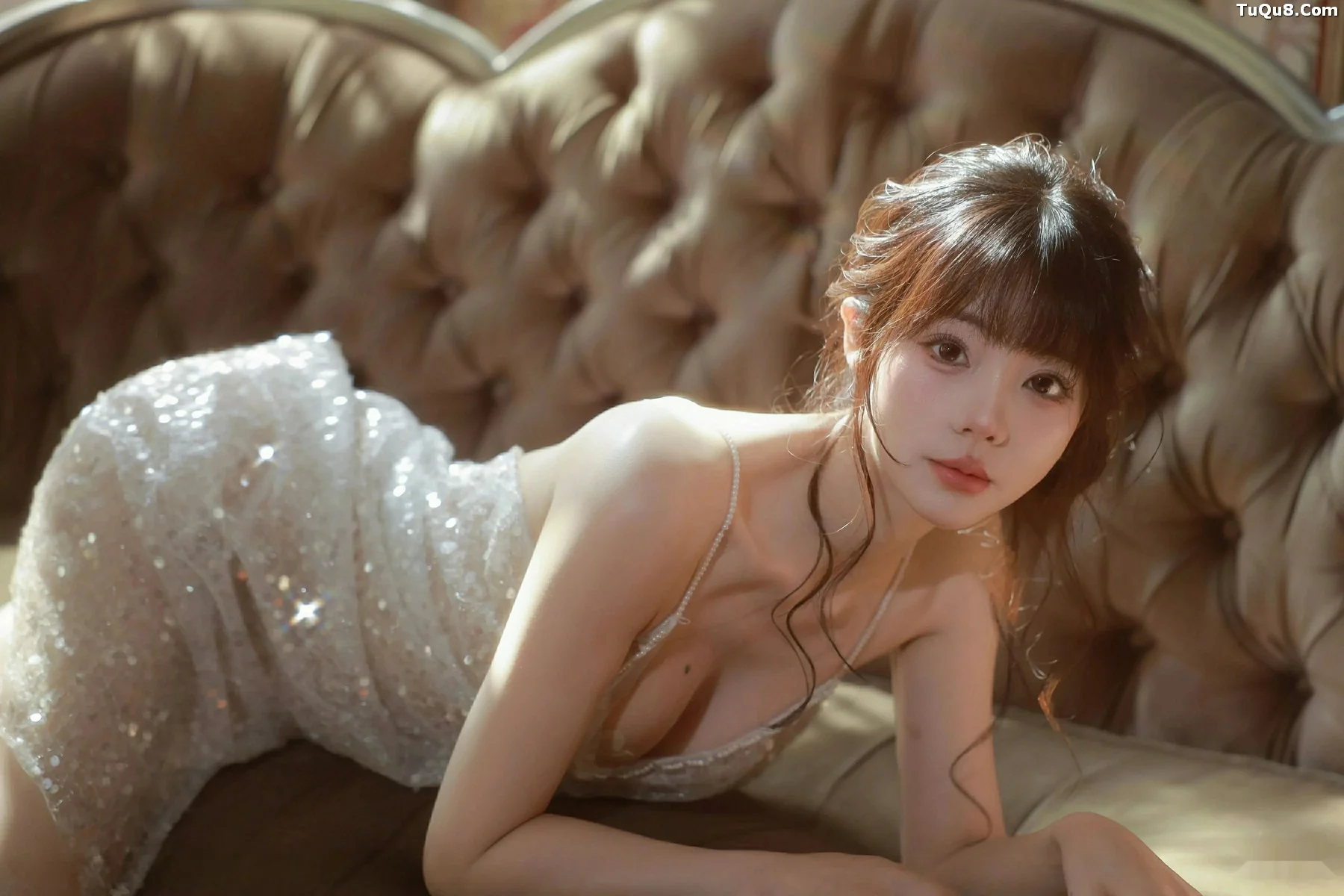 佘贝拉Bella性感连衣长裙露白色情趣内衣秀完美身材绝美写真 第 9 张