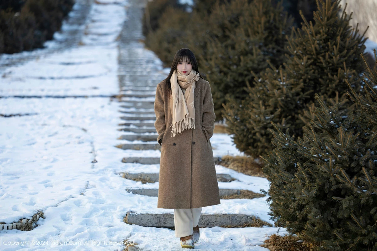 林星阑猫女郎装扮性感银白色连体衣秀曼妙身姿迷人绝美写真 第 5 张