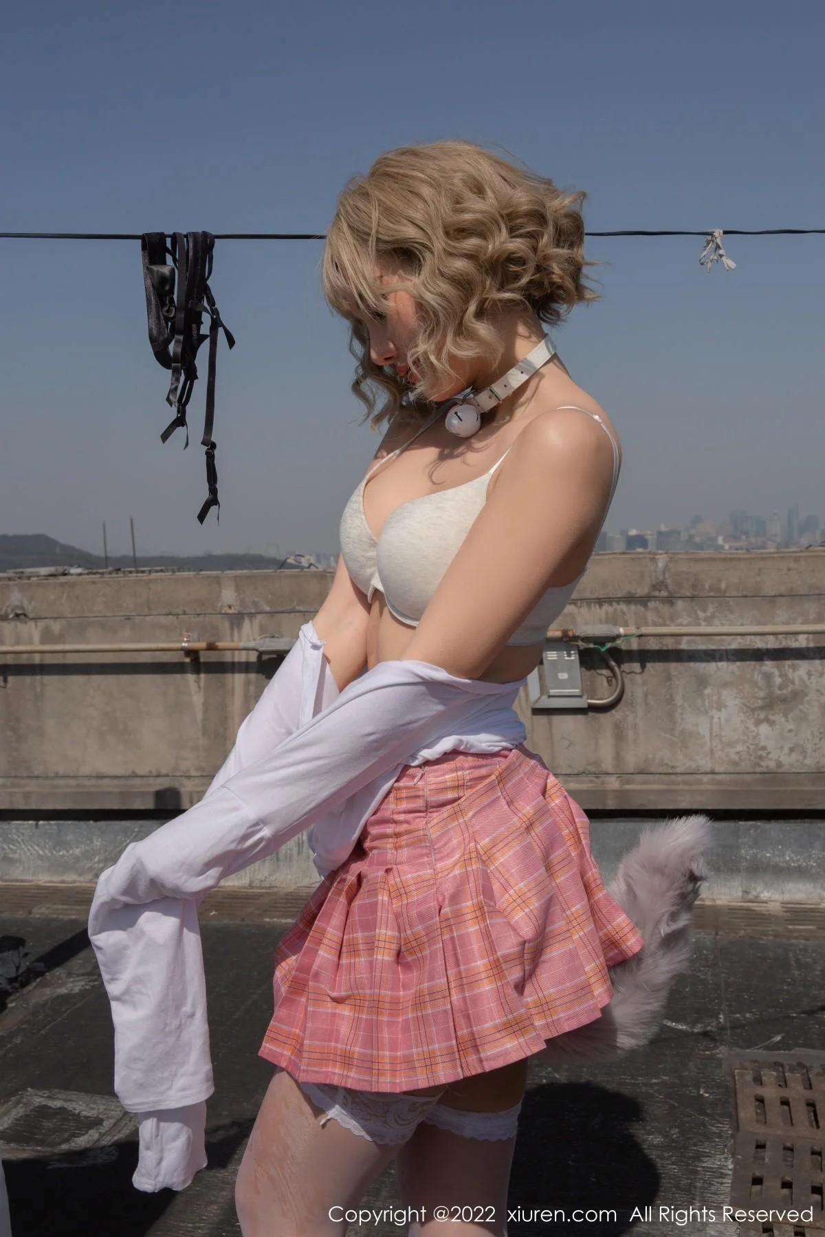 就是阿朱啊云南旅拍性感服饰半脱露白色内衣完美绝美写真 第 54 张