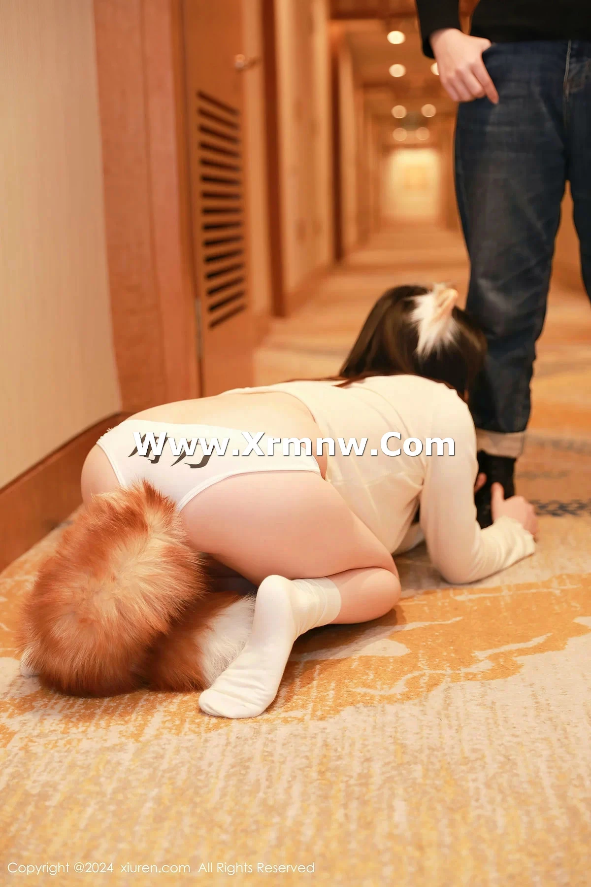 豆瓣酱澳门旅拍性感狐狸装扮淡黄色服饰秀惹火身材绝美写真 第 84 张