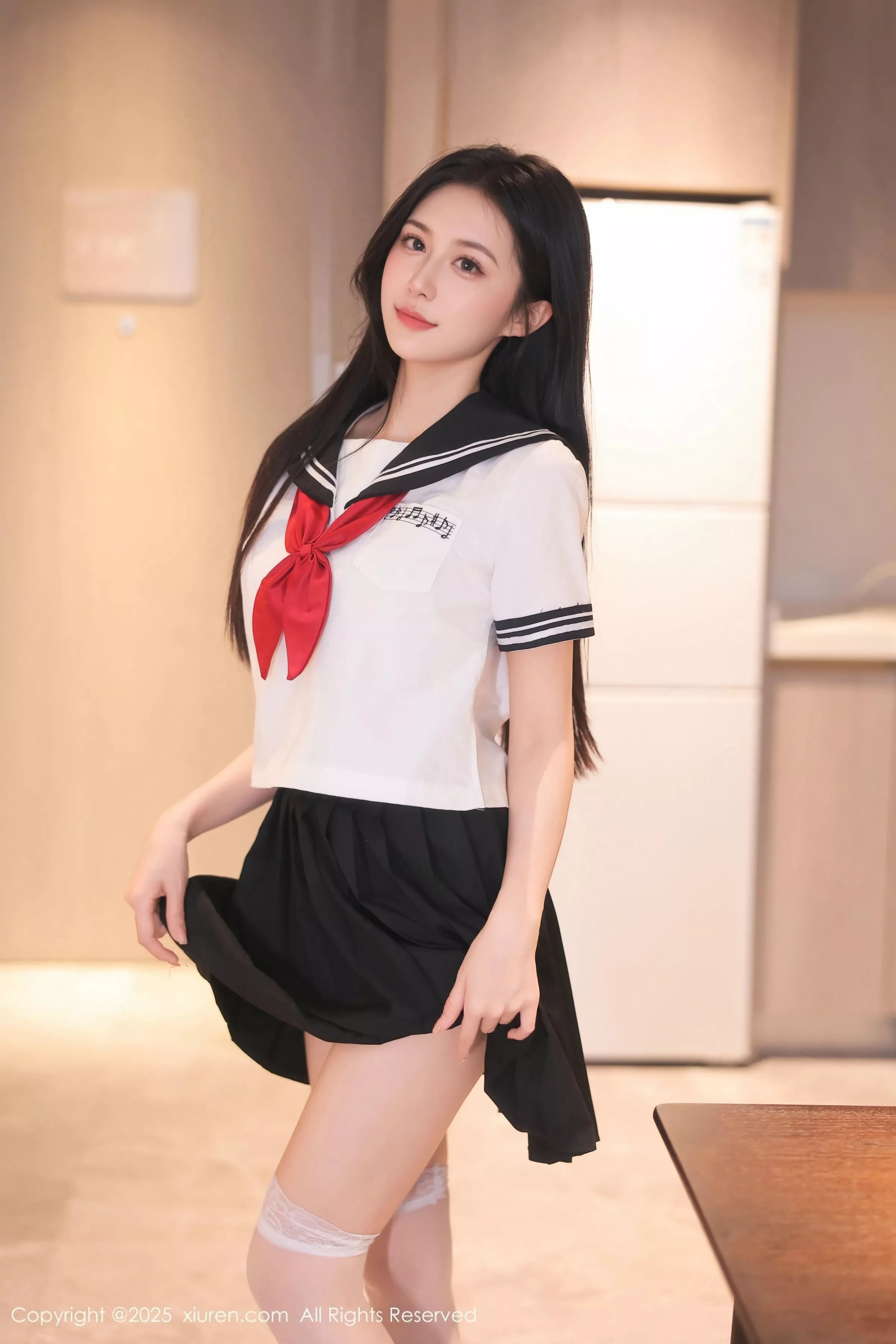 shelly诗莉吖性感学生装露白色内衣秀曼妙身姿绝美写真 第 1 张