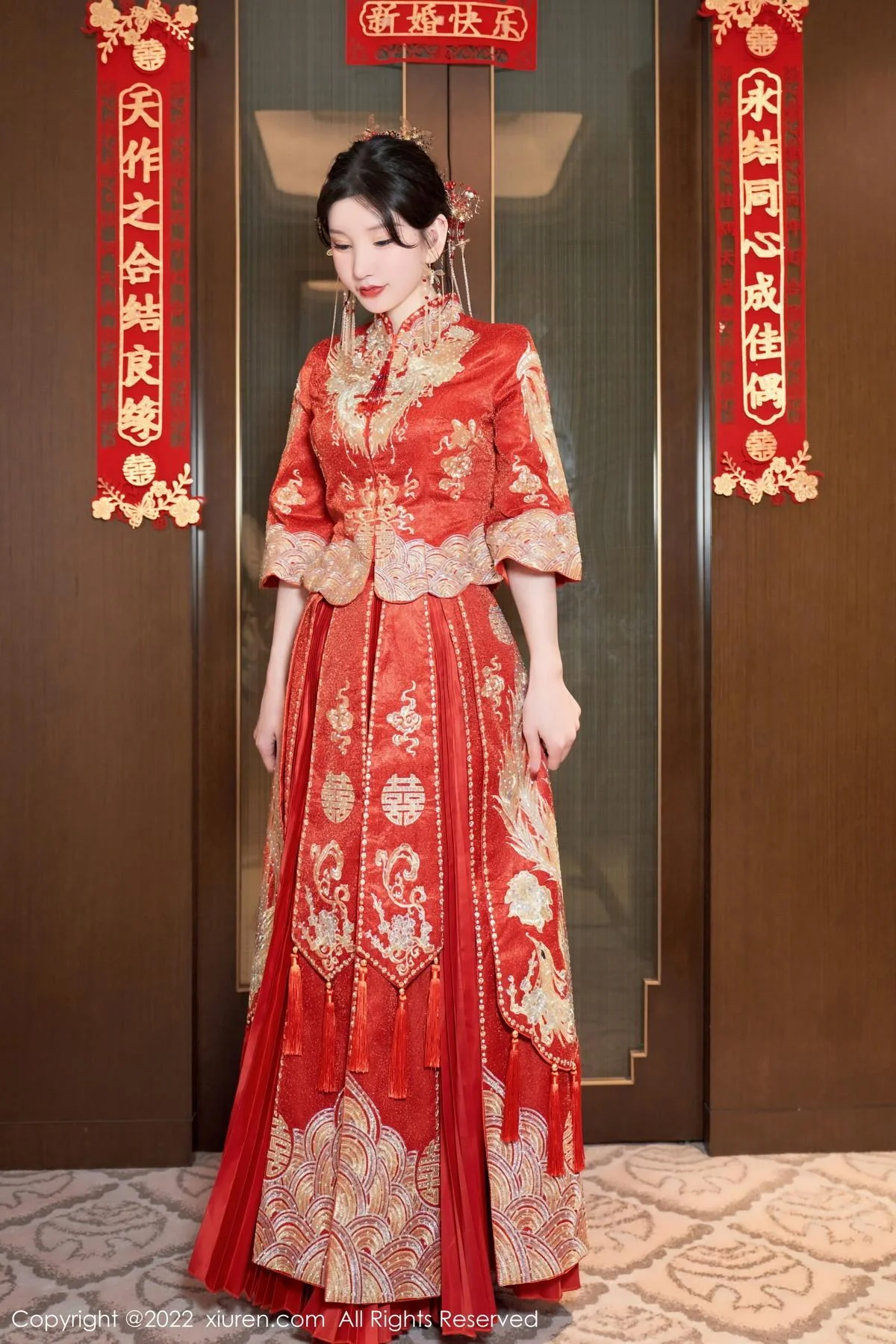 周于希Sally私房脱新娘装露红色蕾丝内衣超薄肉丝绝美写真 第 13 张