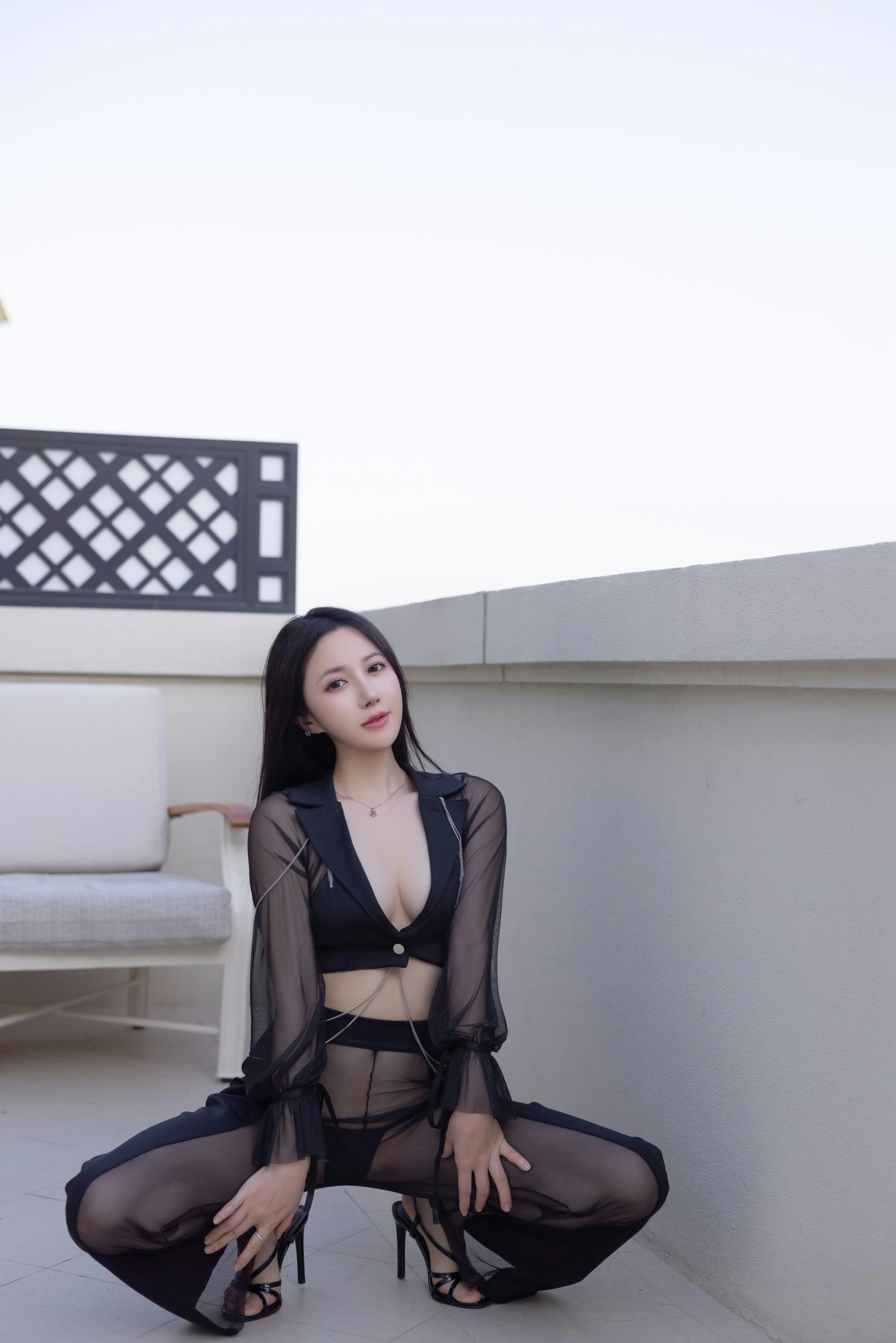 [秀人付费] 鱼子酱 诱人私拍福利 秘书 第 5 张