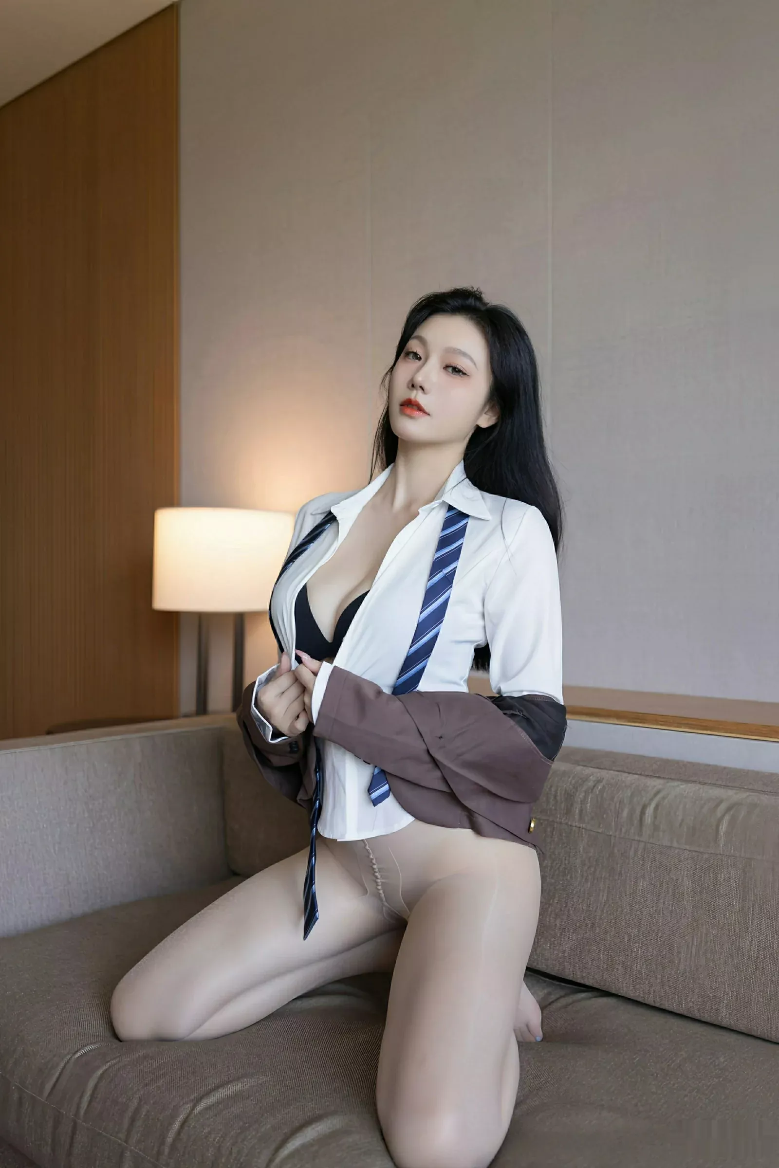安然anran学生服露黑色内衣配超薄肉丝秀曼妙身姿绝美写真 第 60 张