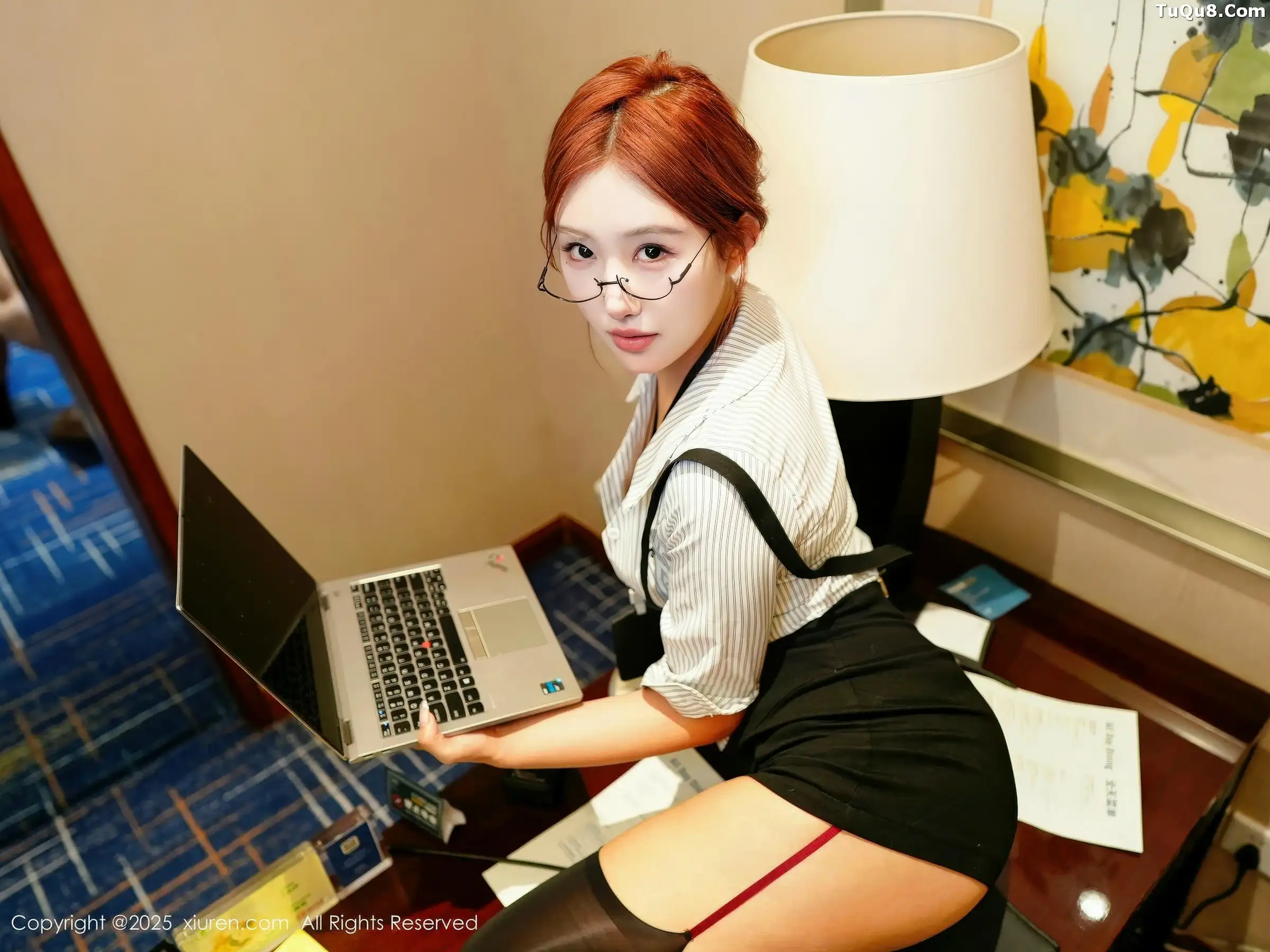 金允希Yuki性感黑色内衣配黑丝吊袜秀丰腴身材完美绝美写真 第 43 张