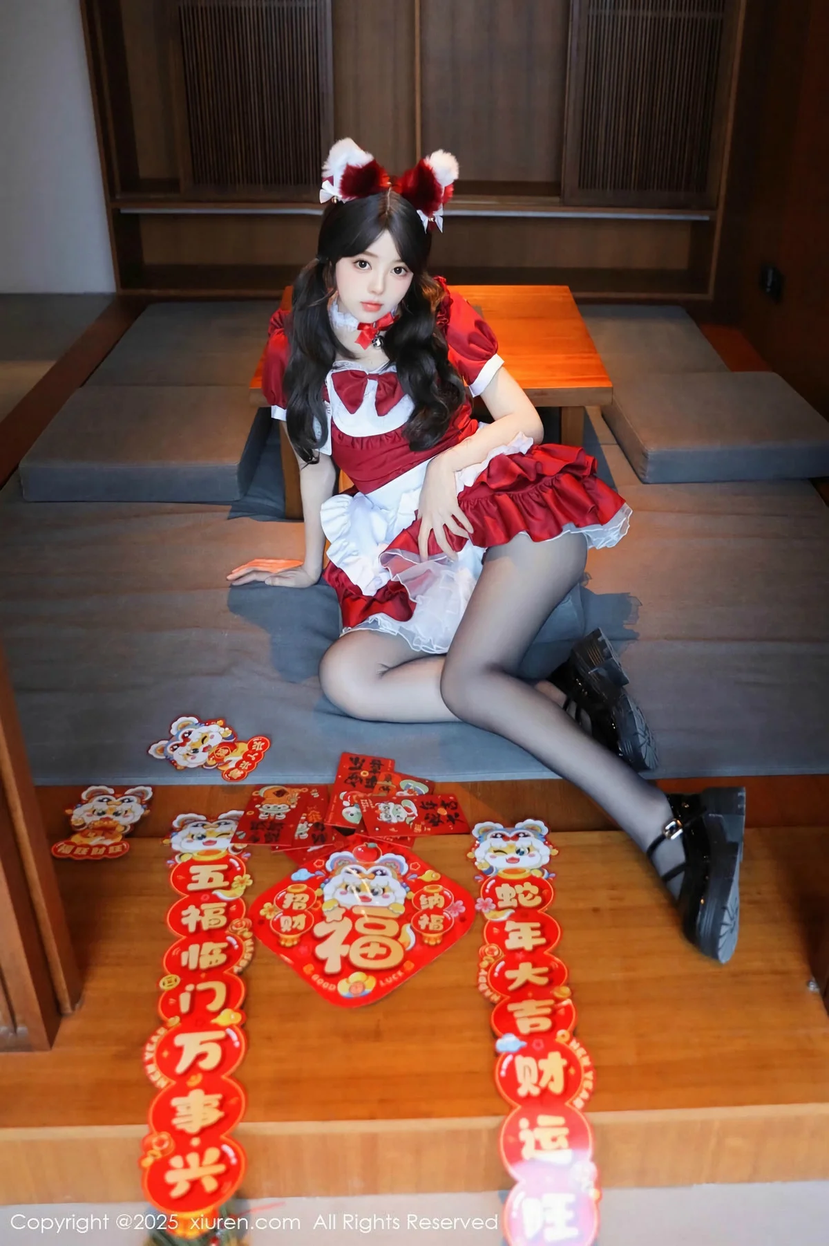桃妖夭红色喜庆女仆服露红色内衣配超薄黑丝秀美腿绝美写真 第 31 张