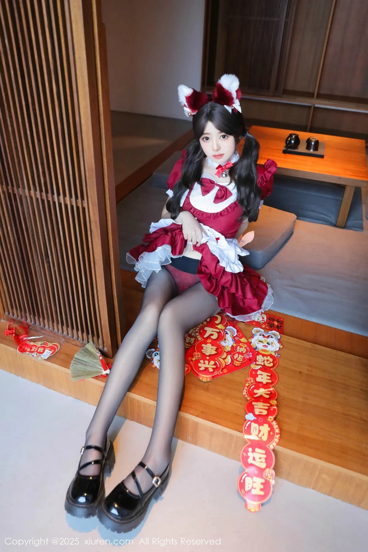桃妖夭红色喜庆女仆服露红色内衣配超薄黑丝秀美腿绝美写真 第 57 张