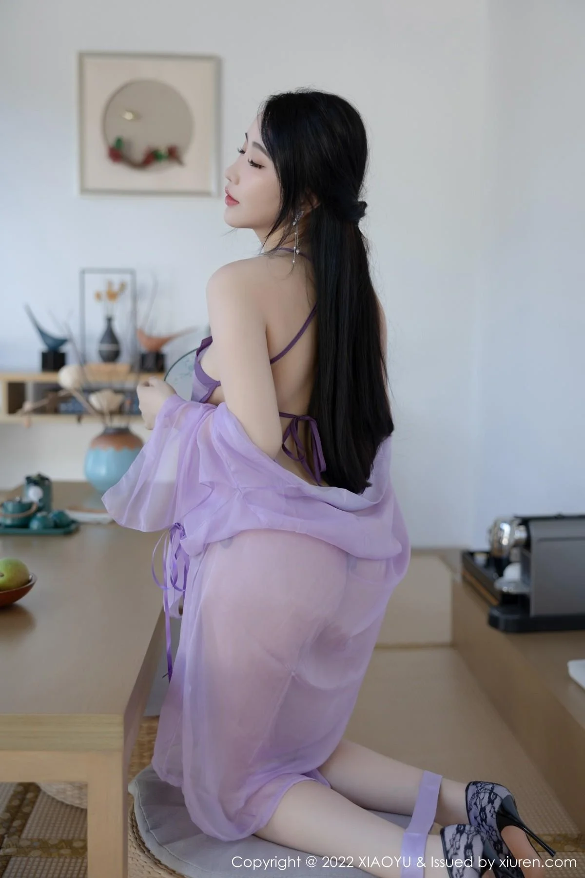 Cherry樱桃酱杭州旅拍紫色轻透古韵薄纱秀惹火身材绝美写真 第 15 张