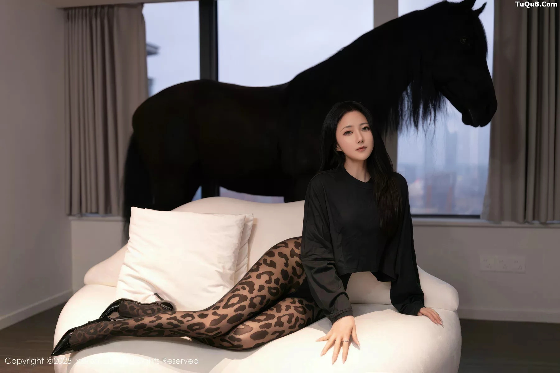 鱼子酱Fish性感黑色内衣配豹纹黑丝秀曼妙身姿撩人绝美写真 第 2 张