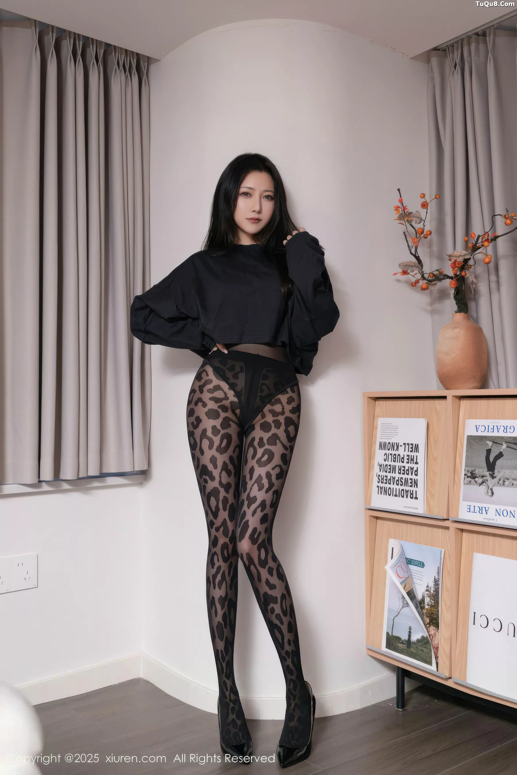 鱼子酱Fish性感黑色内衣配豹纹黑丝秀曼妙身姿撩人绝美写真 第 4 张