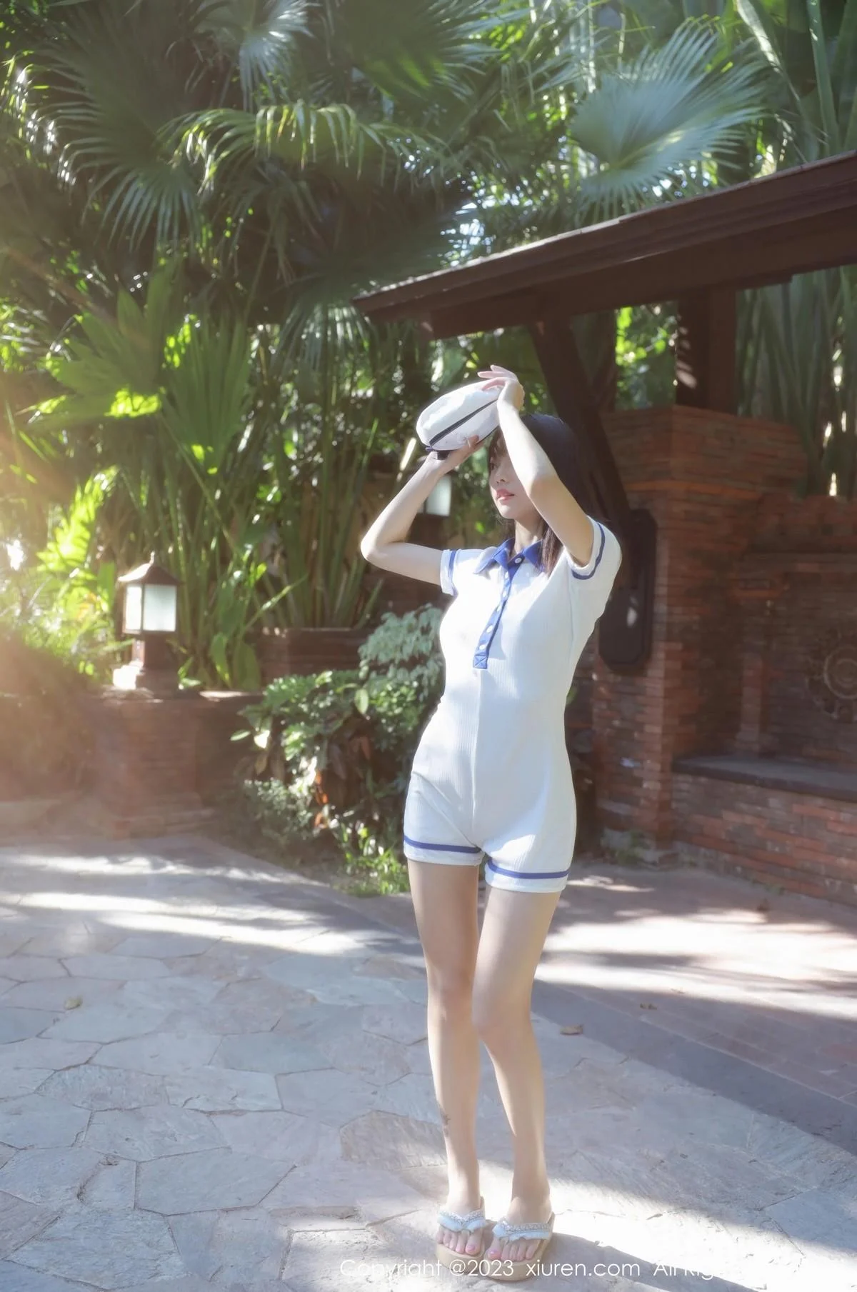 佘贝拉bella泳池性感白色海军服半脱秀完美身材绝美写真 第 15 张