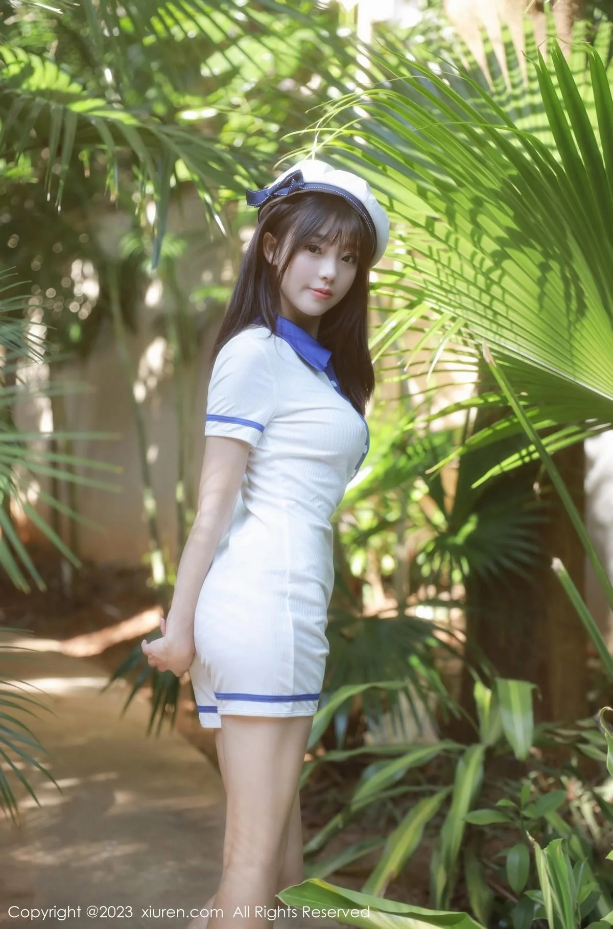 佘贝拉bella泳池性感白色海军服半脱秀完美身材绝美写真 第 17 张