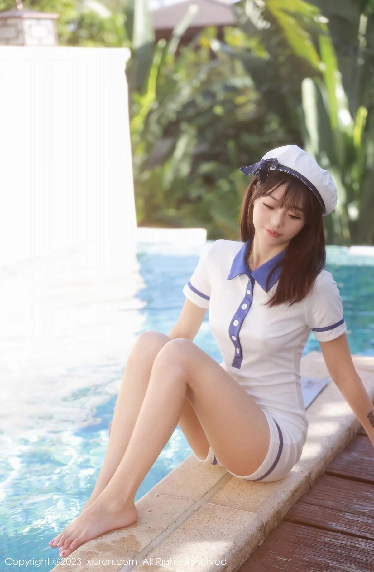 佘贝拉bella泳池性感白色海军服半脱秀完美身材绝美写真 第 24 张