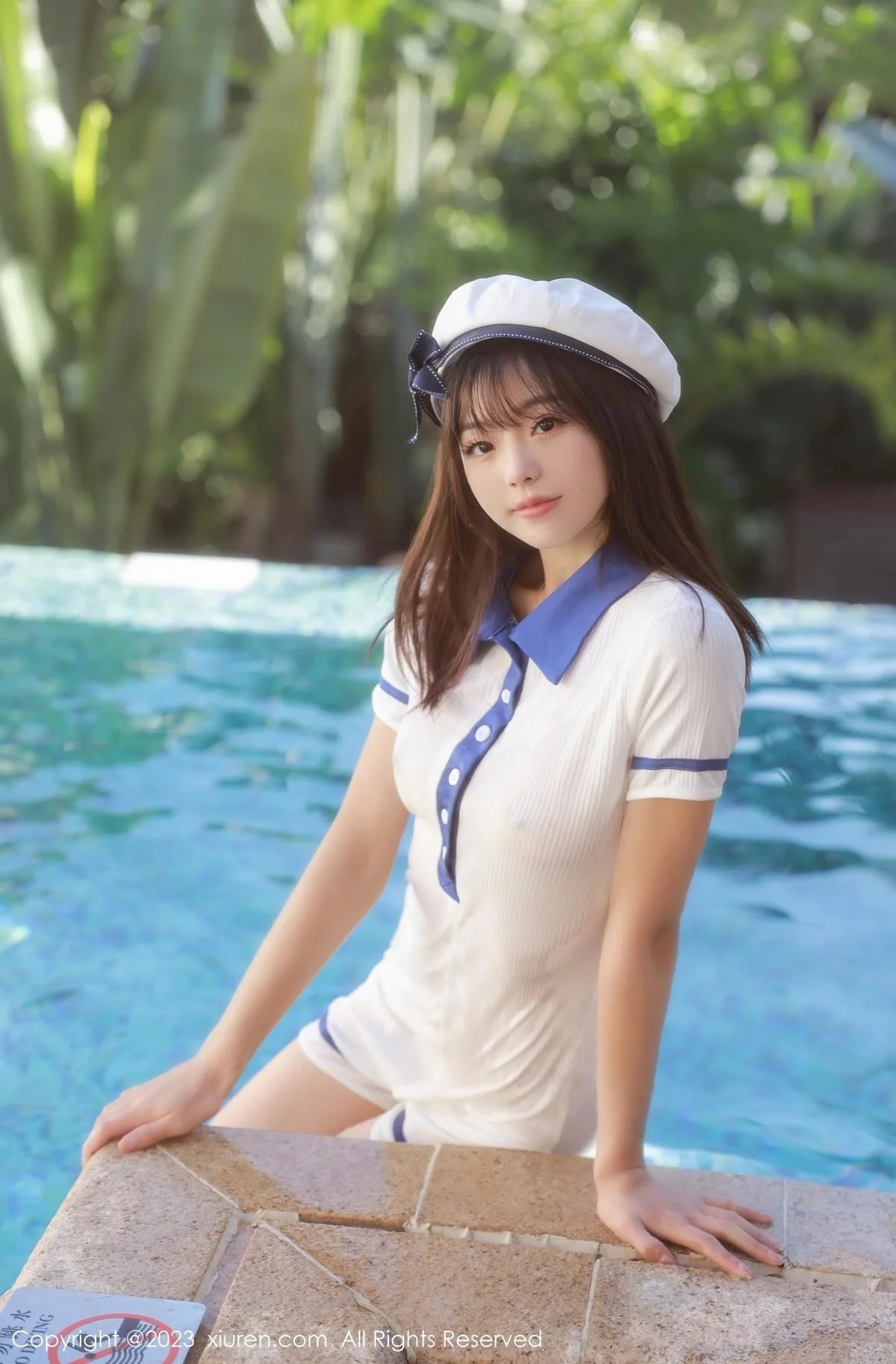 佘贝拉bella泳池性感白色海军服半脱秀完美身材绝美写真 第 37 张
