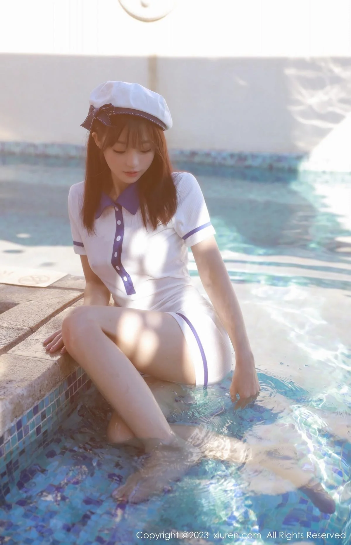 佘贝拉bella泳池性感白色海军服半脱秀完美身材绝美写真 第 41 张