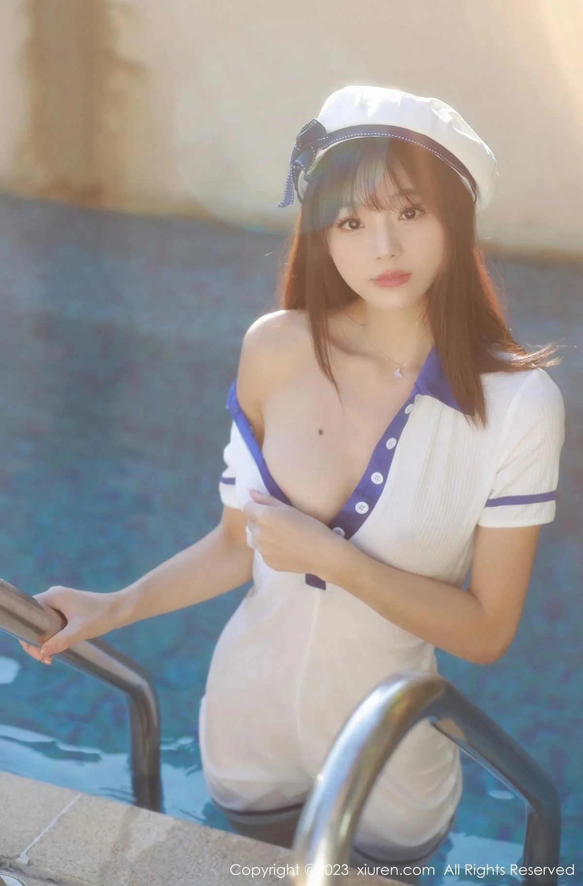 佘贝拉bella泳池性感白色海军服半脱秀完美身材绝美写真 第 47 张