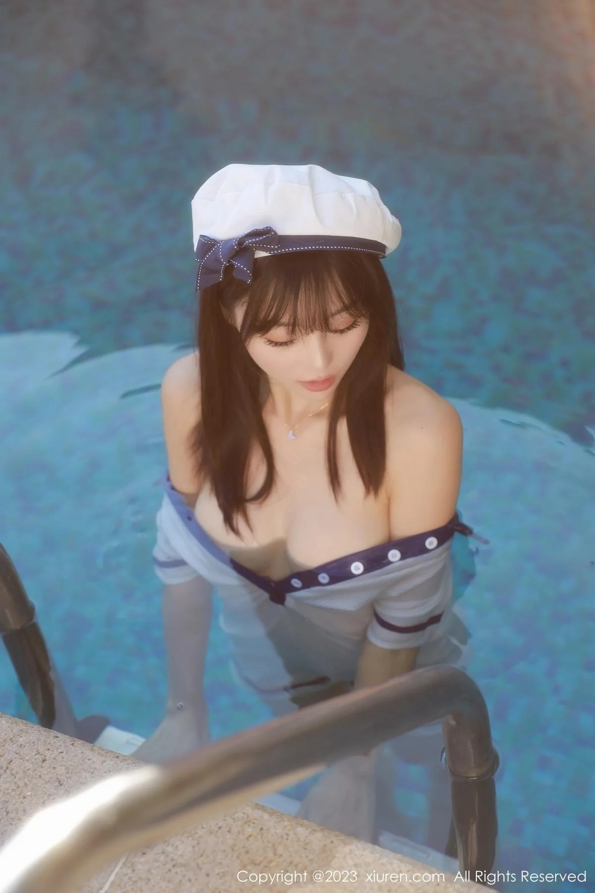佘贝拉bella泳池性感白色海军服半脱秀完美身材绝美写真 第 48 张