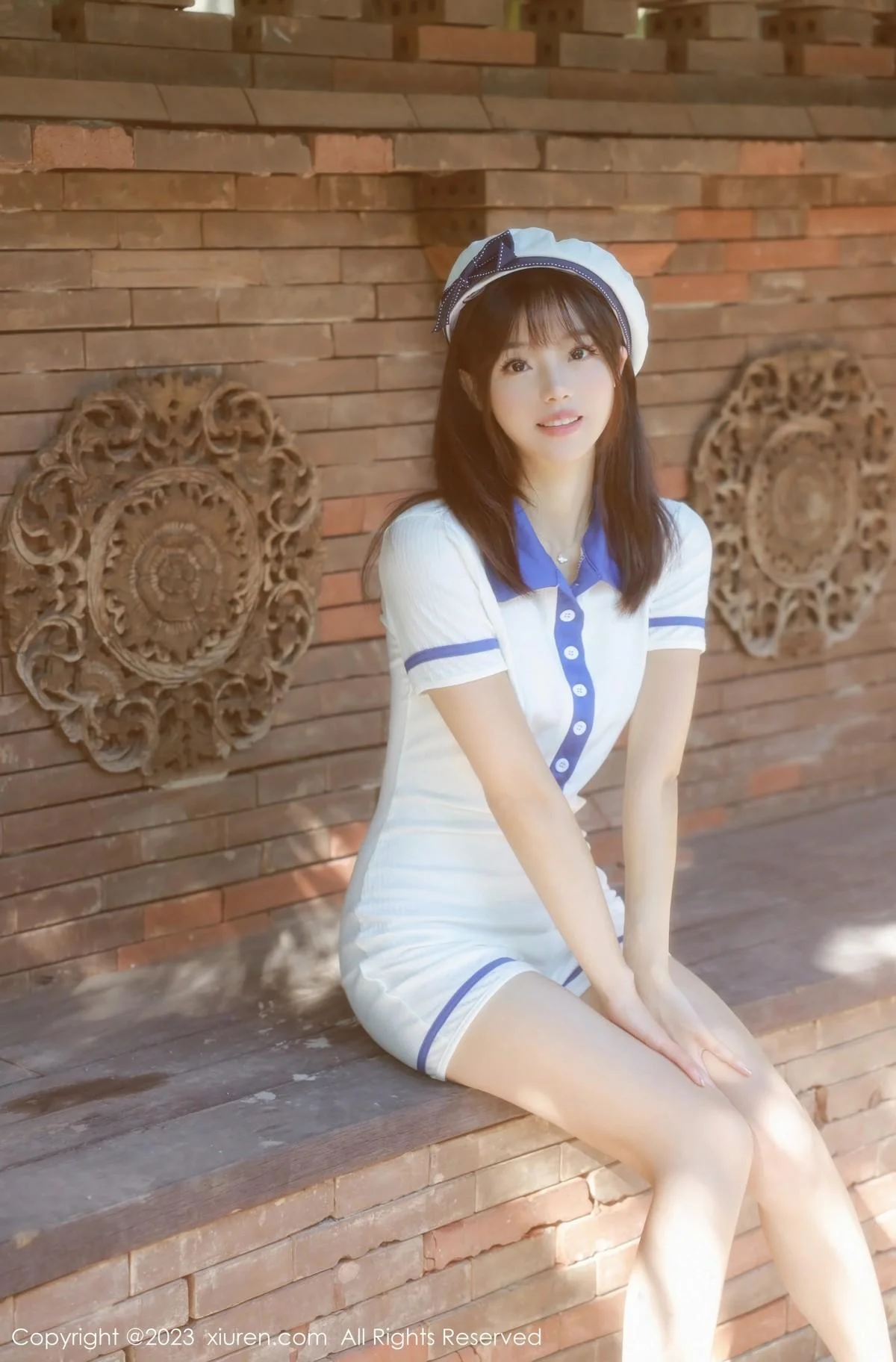 佘贝拉bella泳池性感白色海军服半脱秀完美身材绝美写真 第 7 张