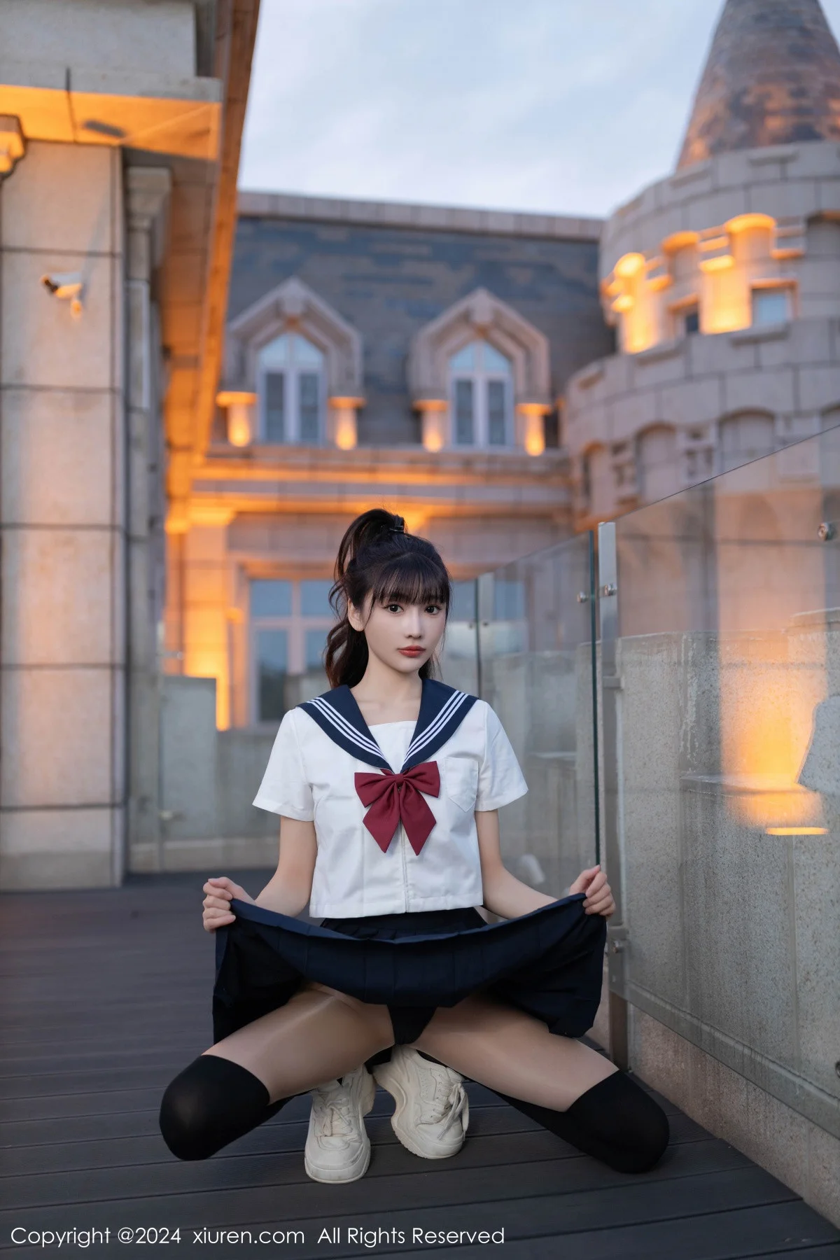 陆萱萱性感JK制服+黑色高叉连体衣配黑丝袜秀美腿绝美写真 第 13 张
