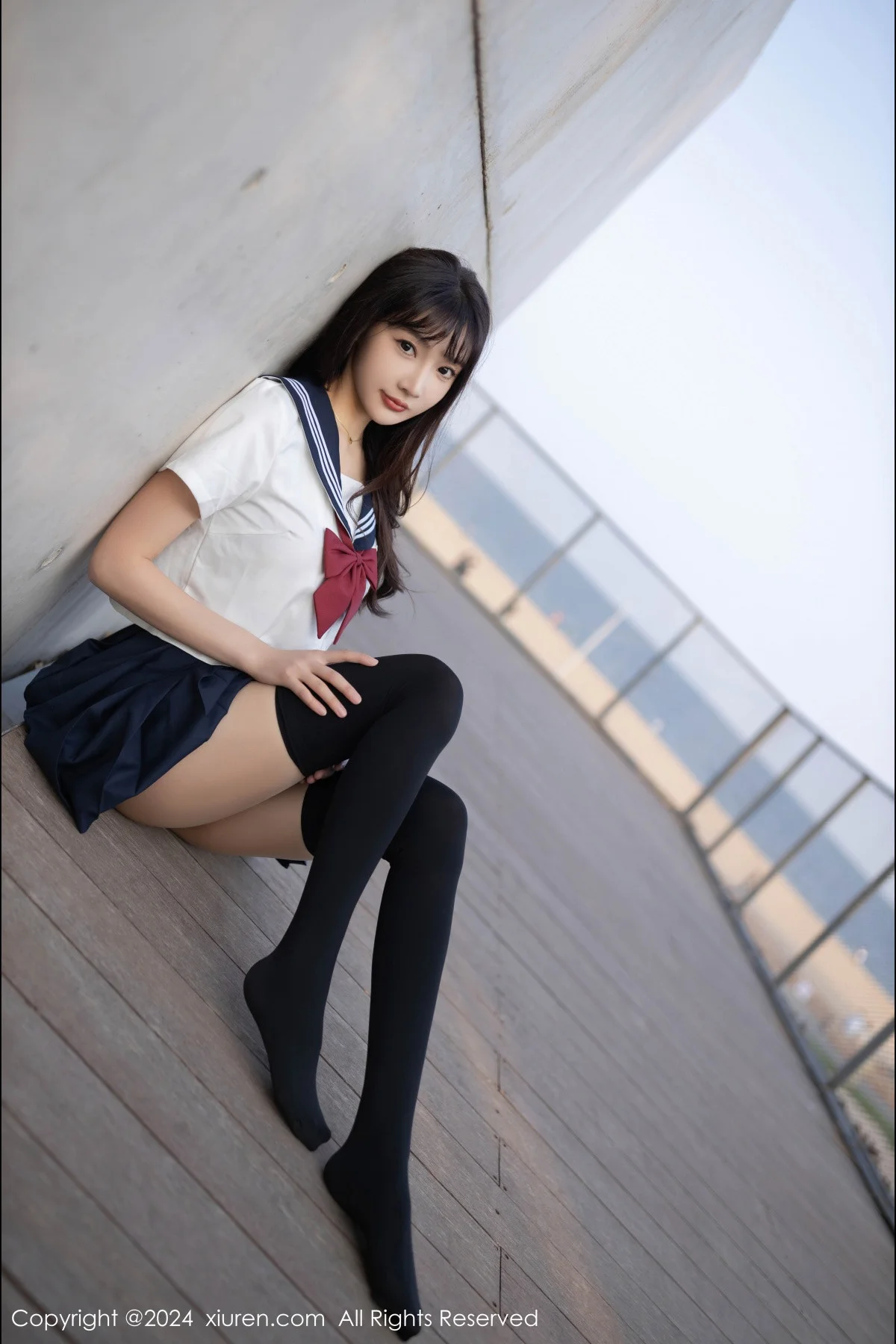 陆萱萱性感JK制服+黑色高叉连体衣配黑丝袜秀美腿绝美写真 第 9 张