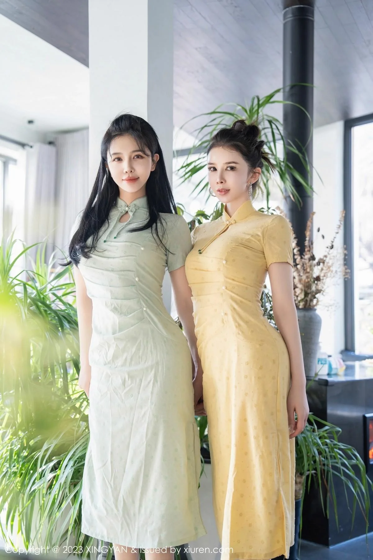 刘钰儿＆李丽莎合集性感轻透旗袍服饰配原色丝袜绝美写真 第 27 张