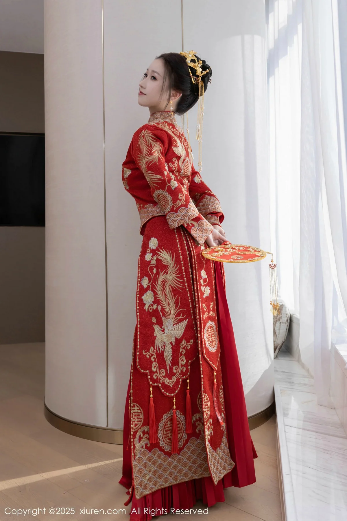 杏子Yada性感新娘装红色情趣内衣配超薄肉丝秀美腿绝美写真 第 14 张