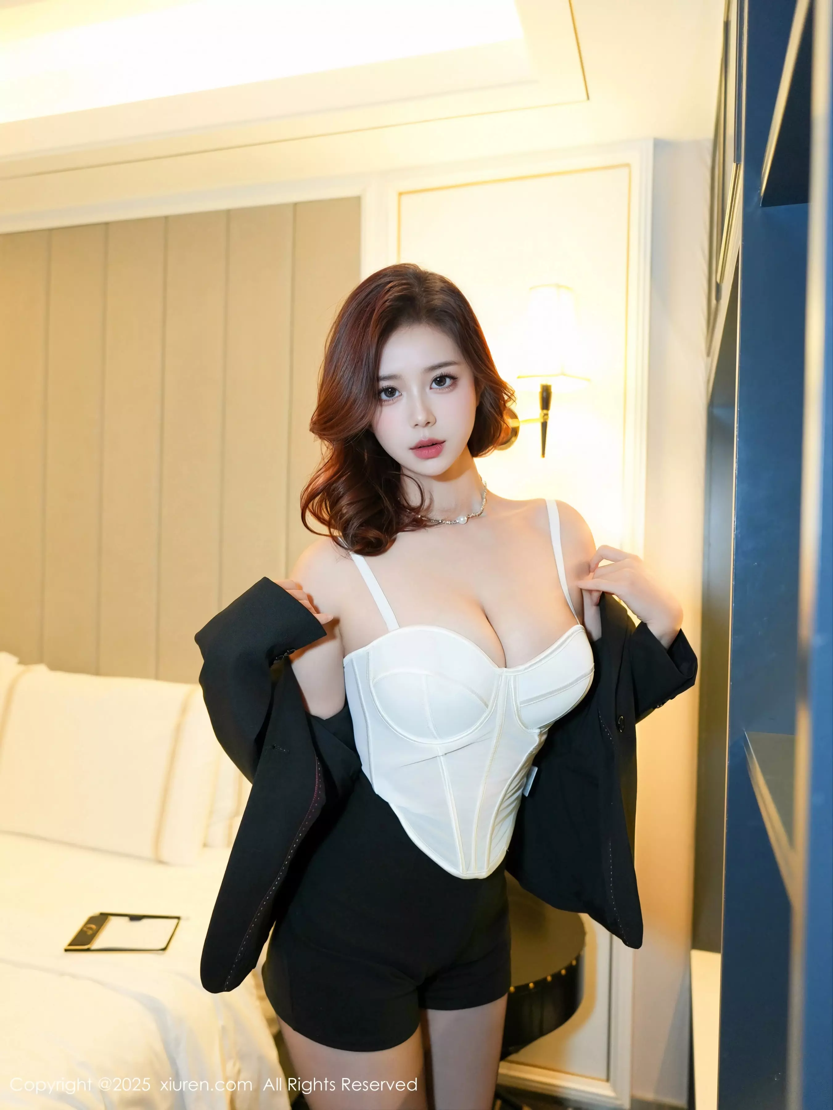 玫瑰我爱你性感白色内衣配超薄黑丝秀凹凸身材绝美写真 第 30 张