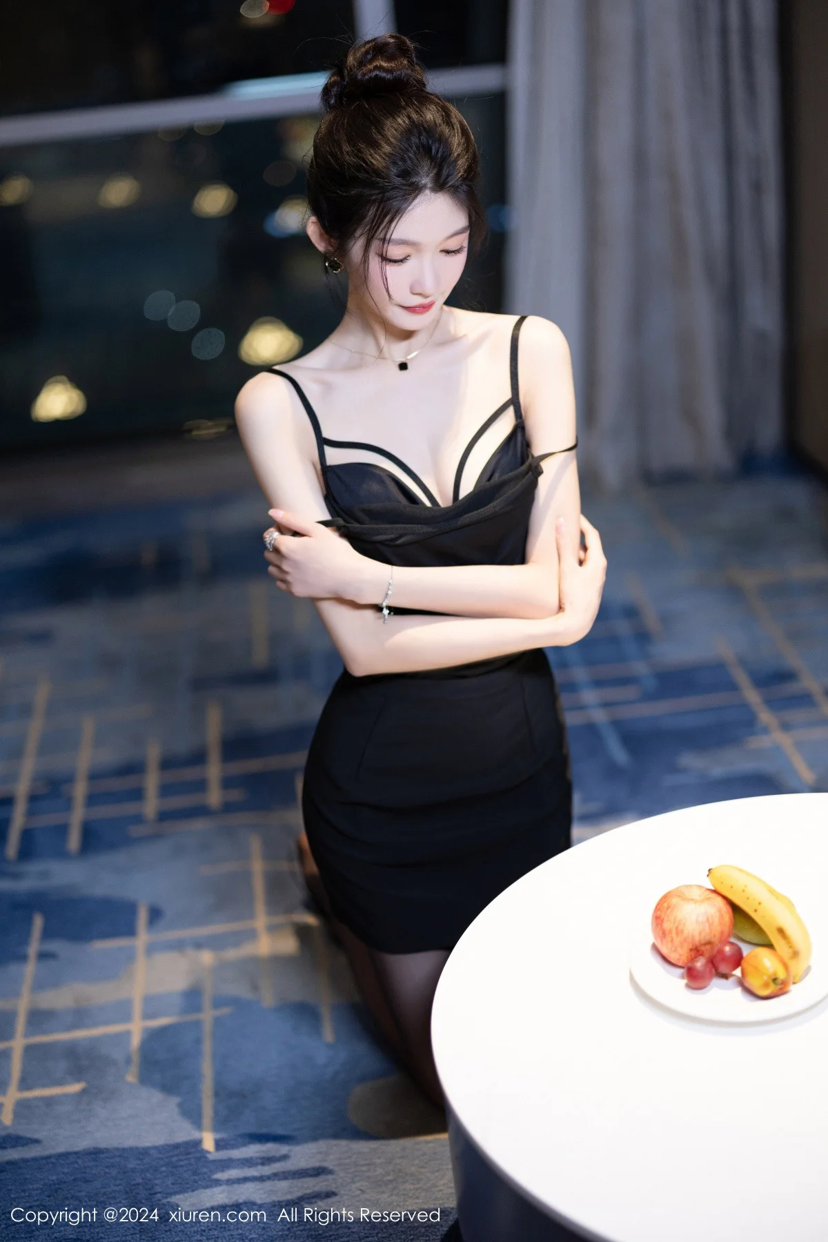 程程程性感黑色OL服饰露黑色蕾丝内衣配黑丝吊袜绝美写真 第 71 张