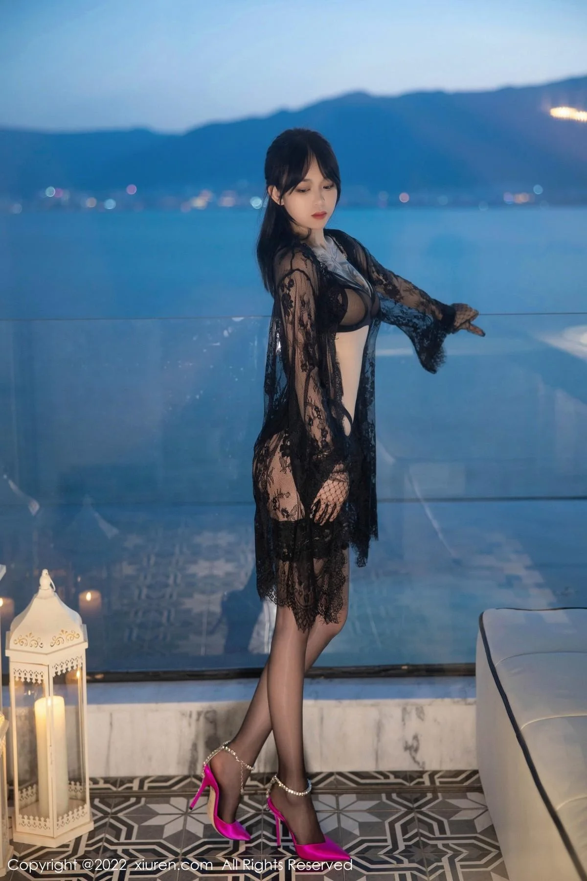 奶瓶大理旅拍性感黑网纱披风露黑色轻透内衣极致魅惑写真 第 2 张