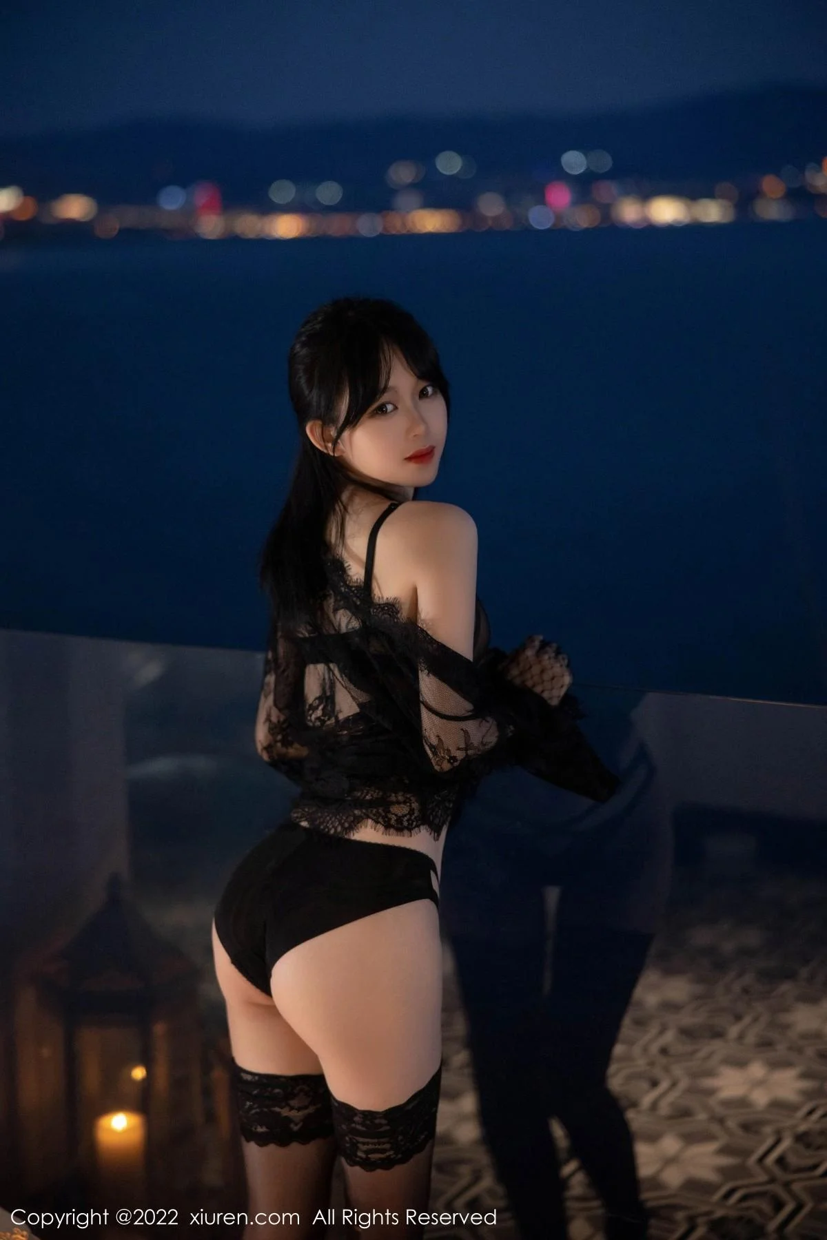 奶瓶大理旅拍性感黑网纱披风露黑色轻透内衣极致魅惑写真 第 24 张