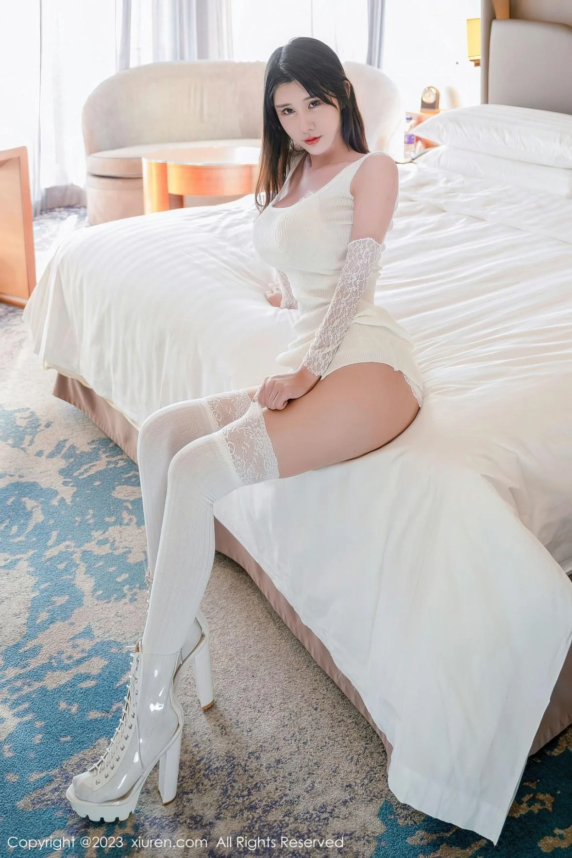 夏沫沫tifa阳朔旅拍居家系列性感白色服秀丰乳肥臀绝美写真 第 1 张