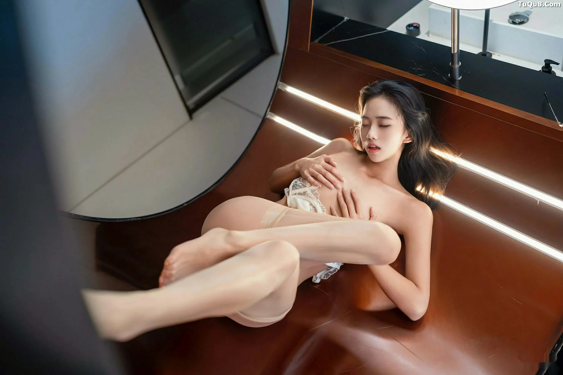 时安安性感白色情趣内衣配超薄肉丝秀柔美身段绝美写真 第 87 张