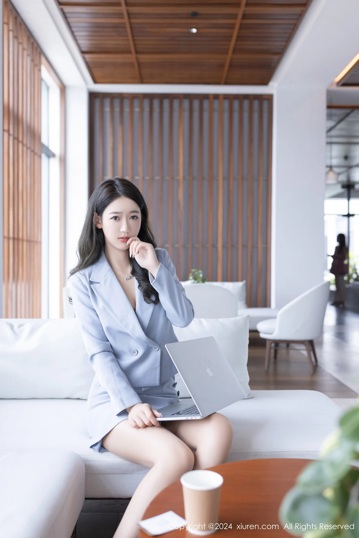唐安琪性感OL制服露黑色内衣配开档肉丝秀曼妙身姿绝美写真 第 7 张